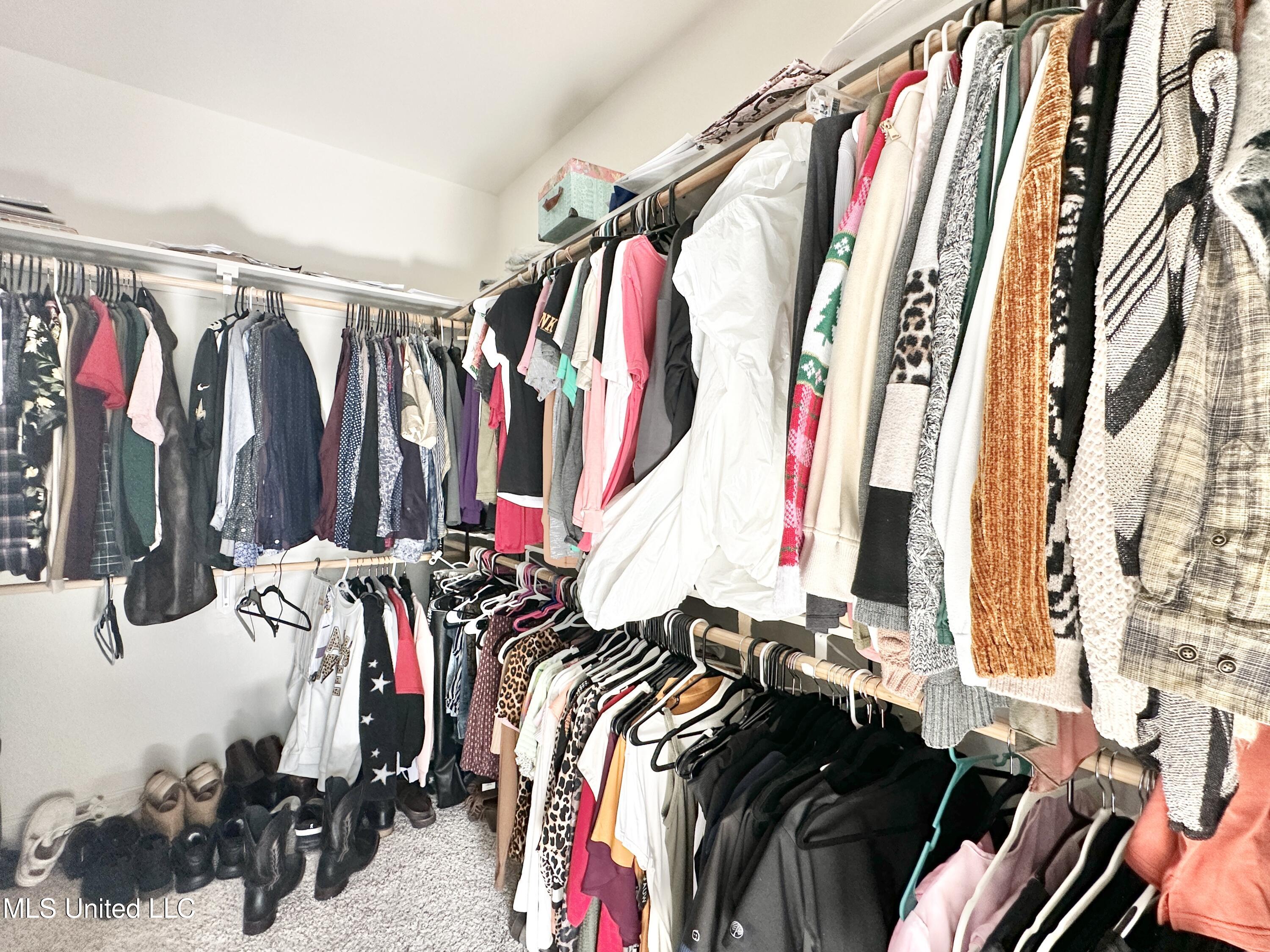 13349 Marys Way Property Photo 20