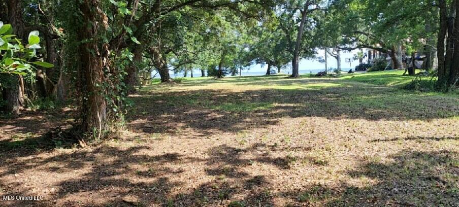 2507 Beach Boulevard Property Photo 3