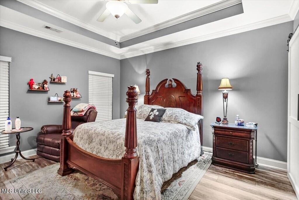 34 Chinaberry Circle Property Photo 16