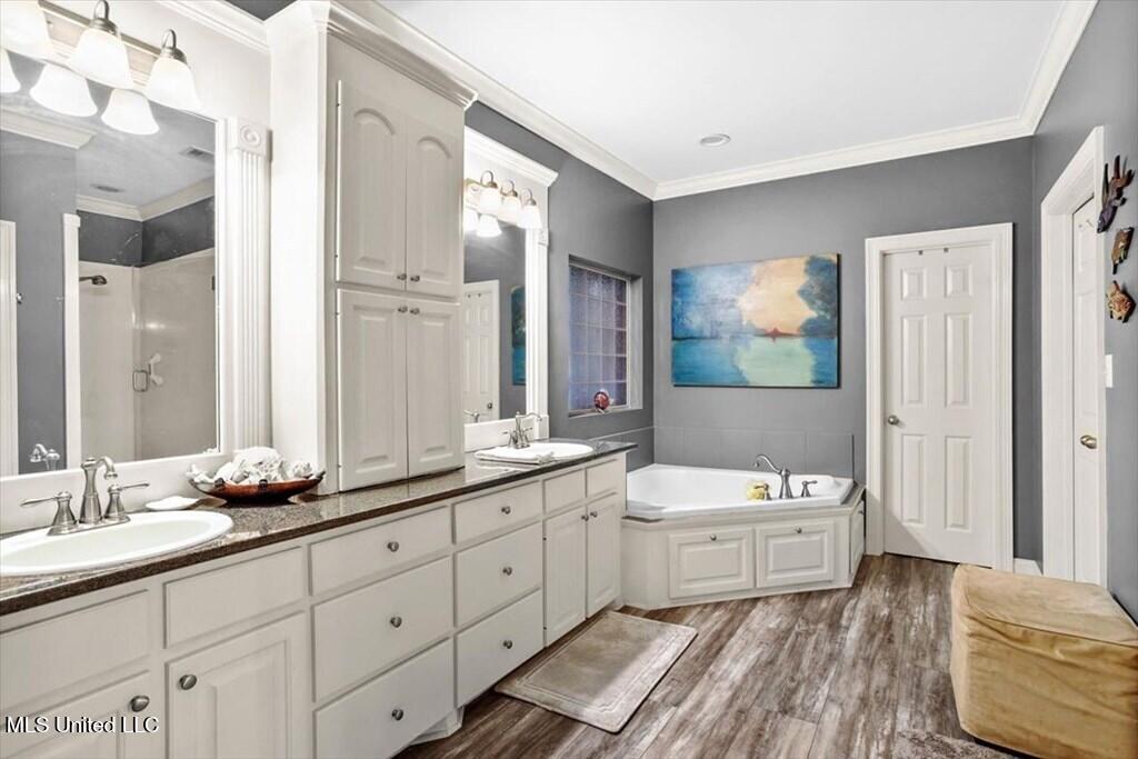 34 Chinaberry Circle Property Photo 17