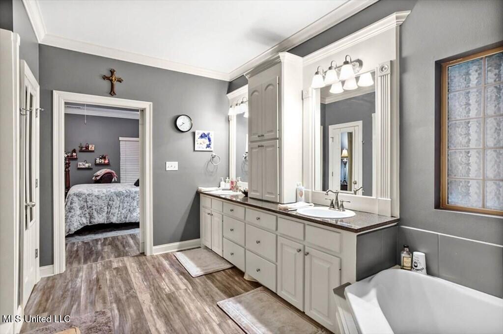 34 Chinaberry Circle Property Photo 18