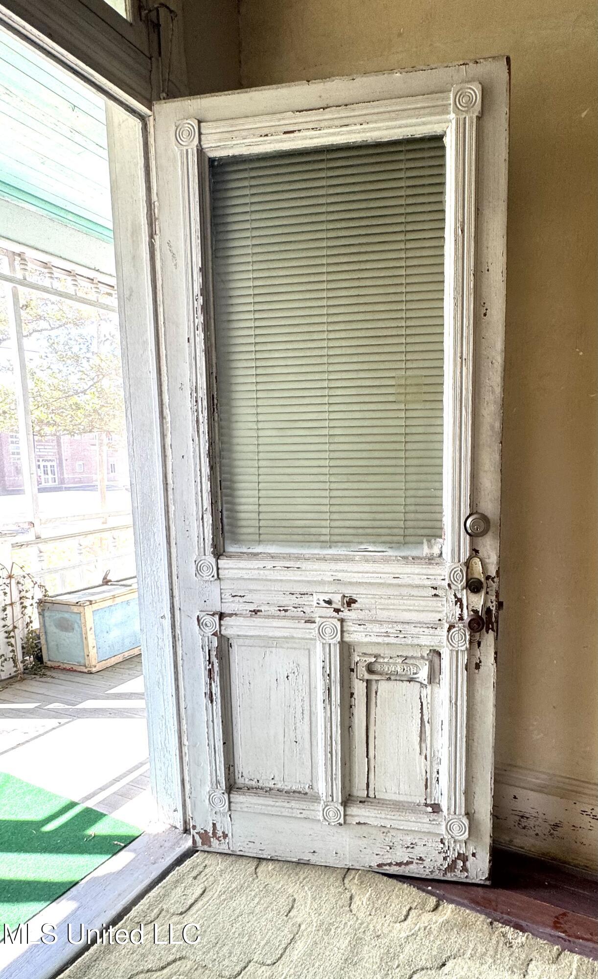 4219 Bellview Avenue Property Photo 5