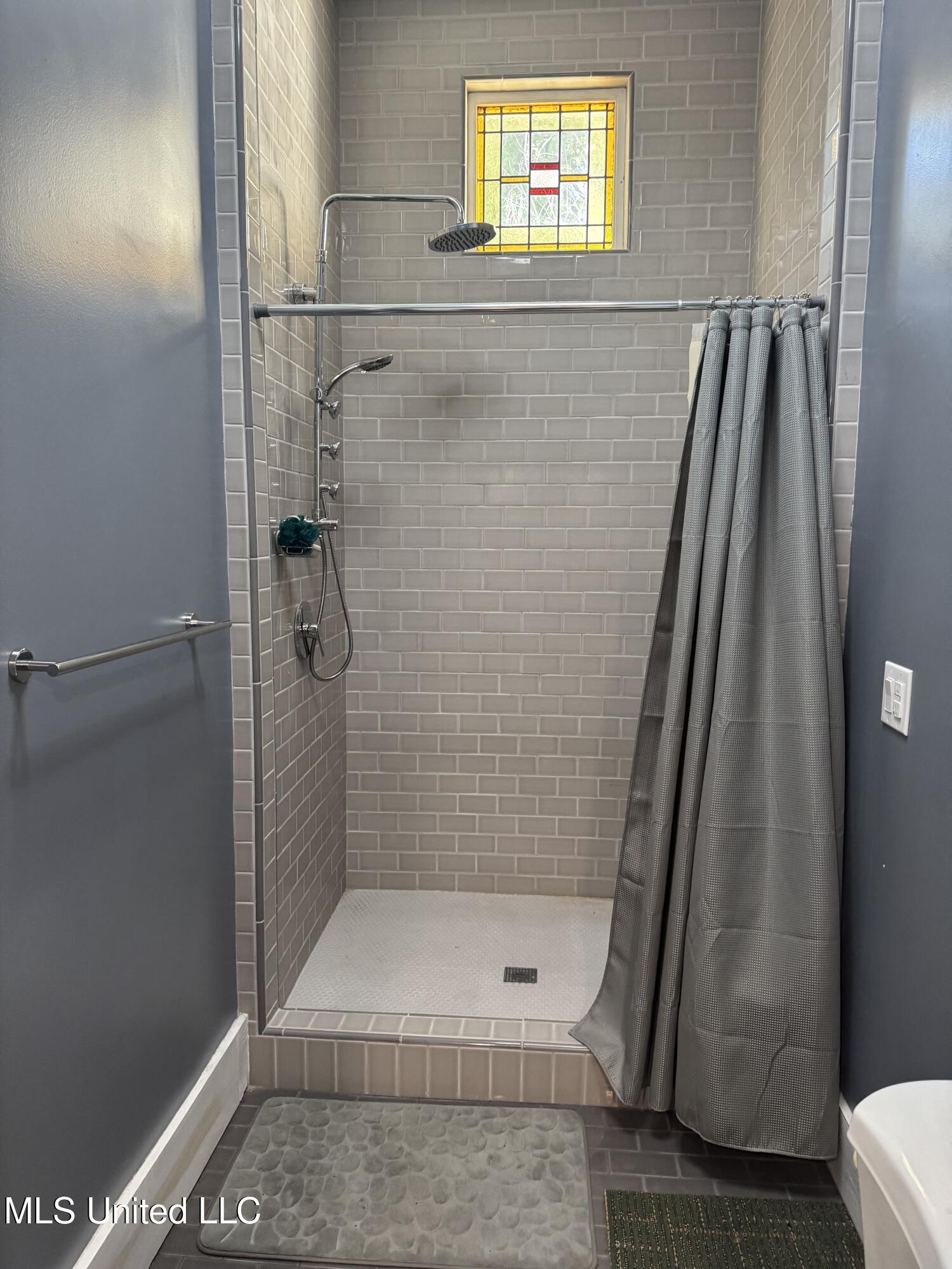 4219 Bellview Avenue Property Photo 17