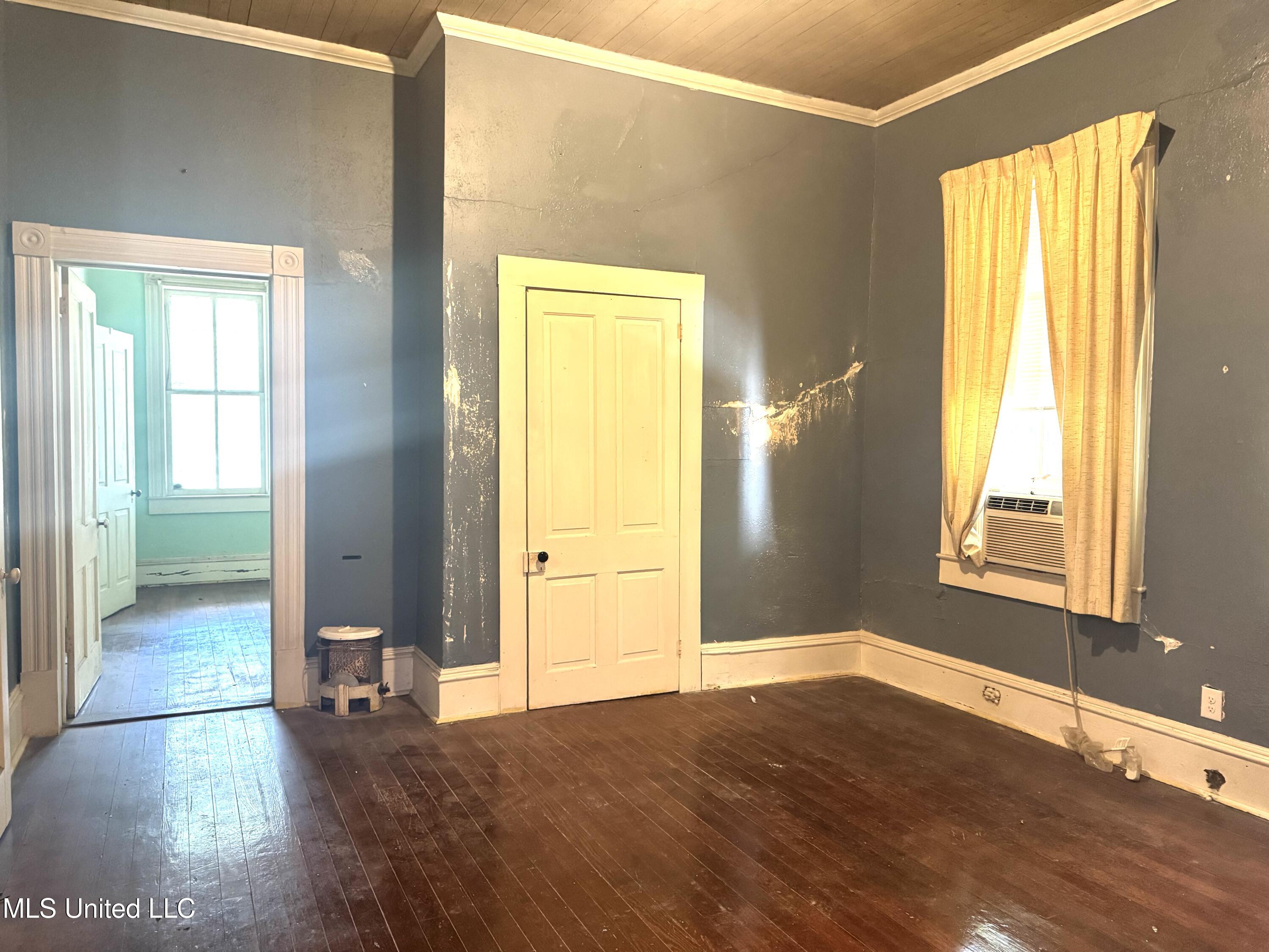 4219 Bellview Avenue Property Photo 18