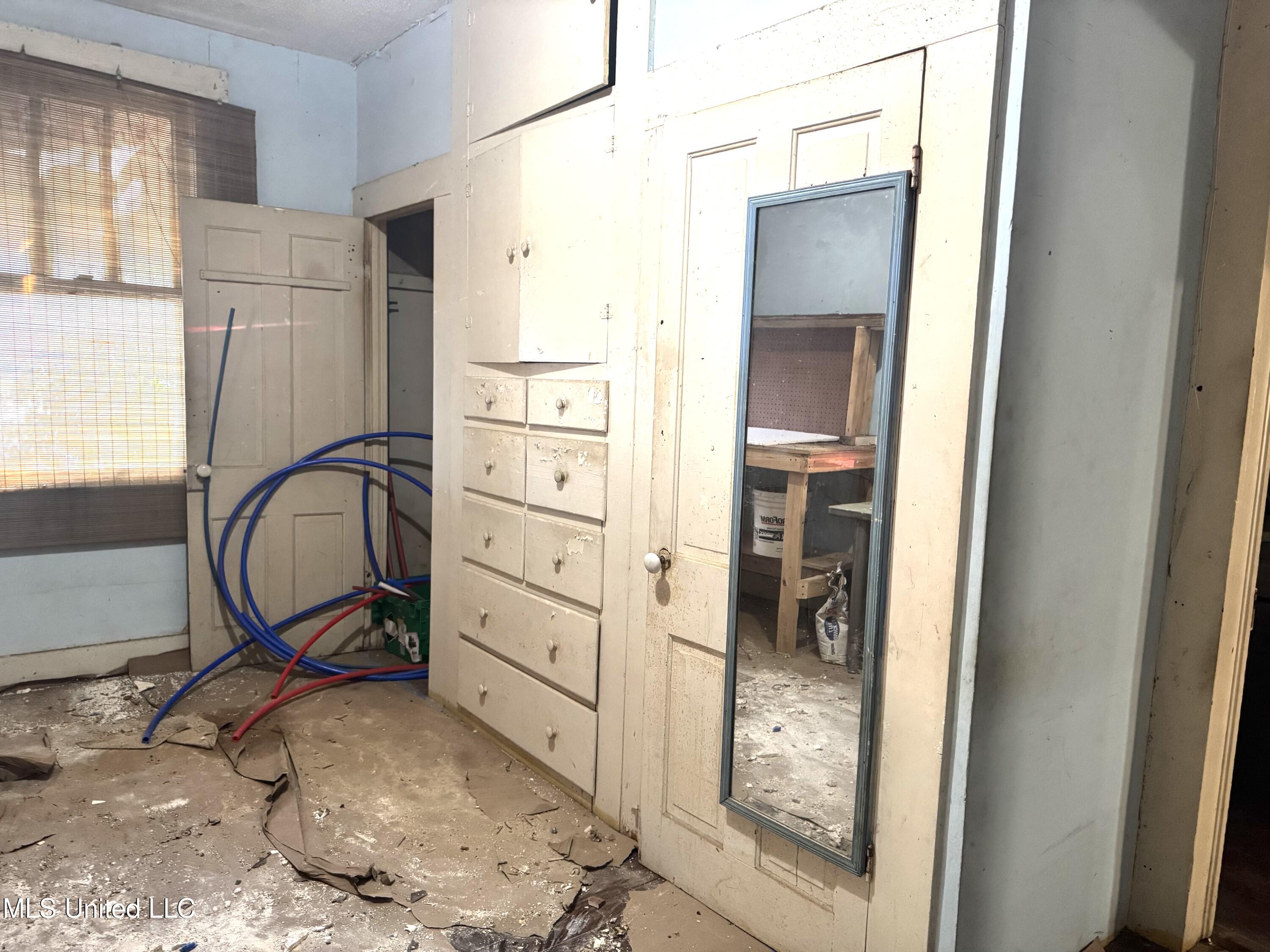 4219 Bellview Avenue Property Photo 22