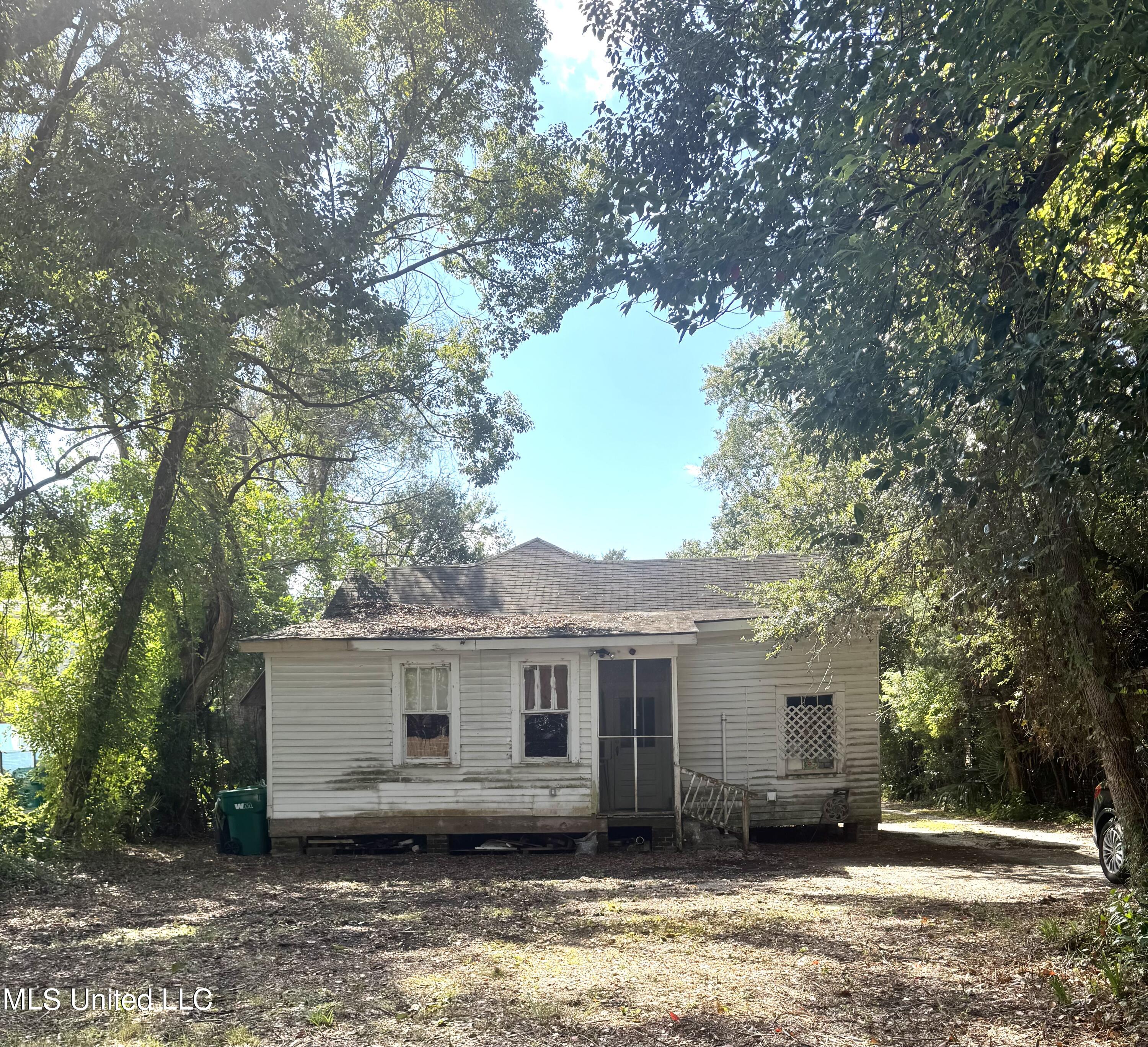 4219 Bellview Avenue Property Photo 26