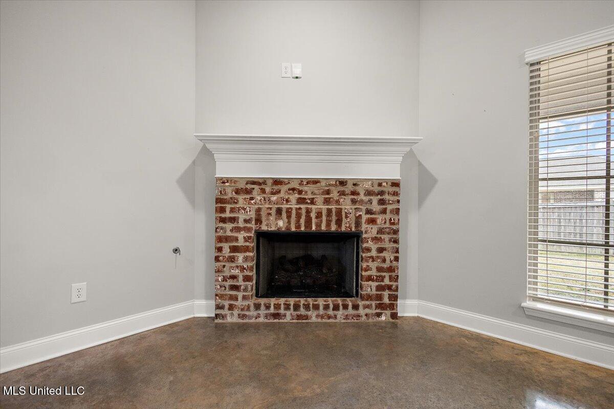 1518 Arcadia Lane Property Photo 3