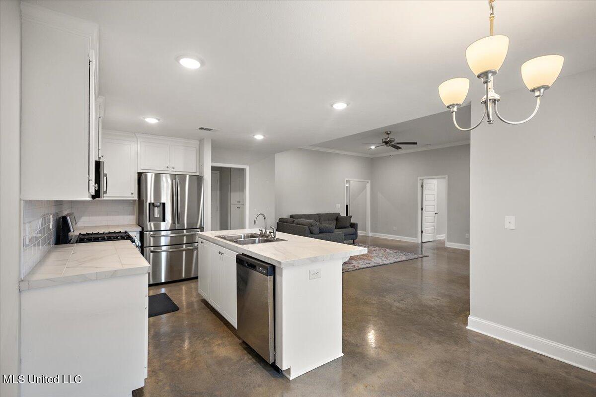 1518 Arcadia Lane Property Photo 7