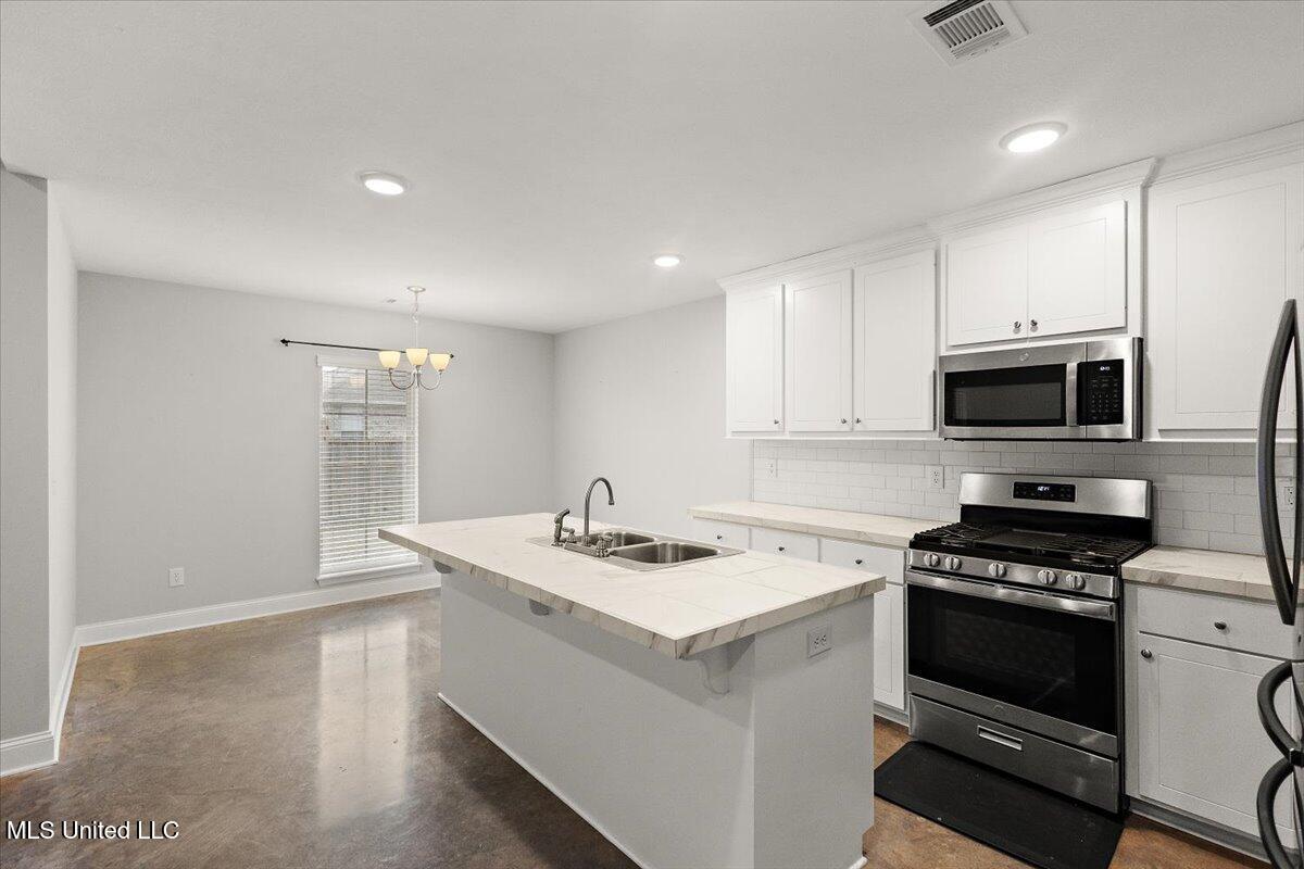 1518 Arcadia Lane Property Photo 10