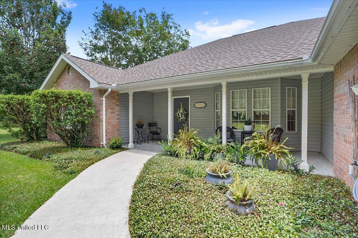 200 Koch Road Property Photo 4