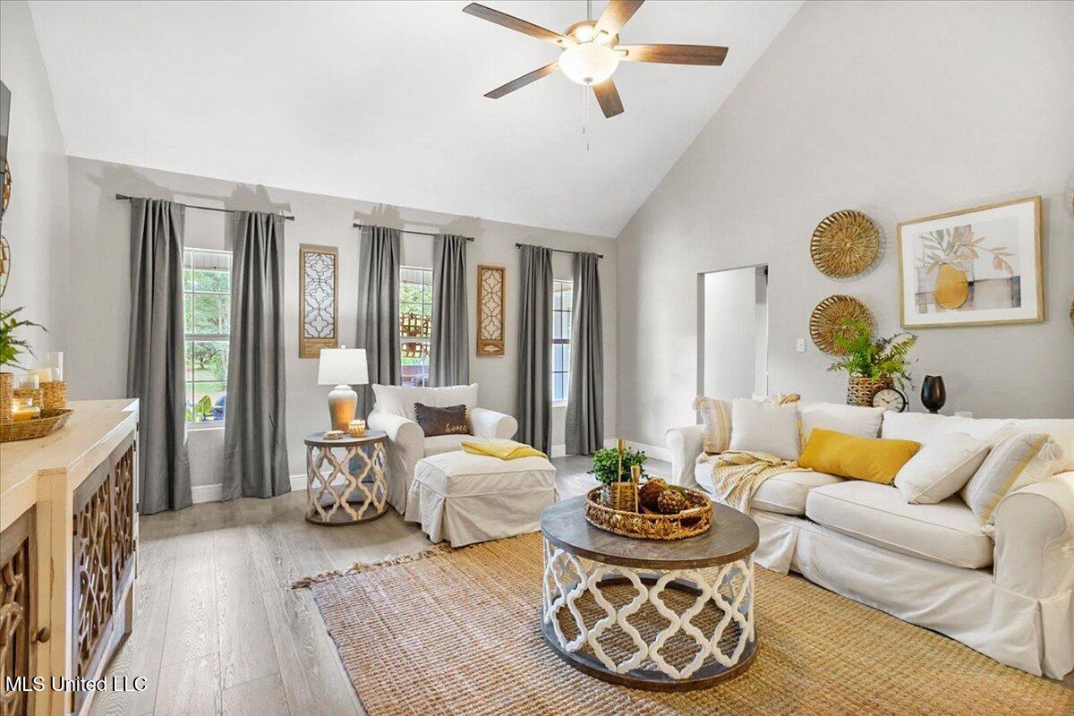 200 Koch Road Property Photo 7