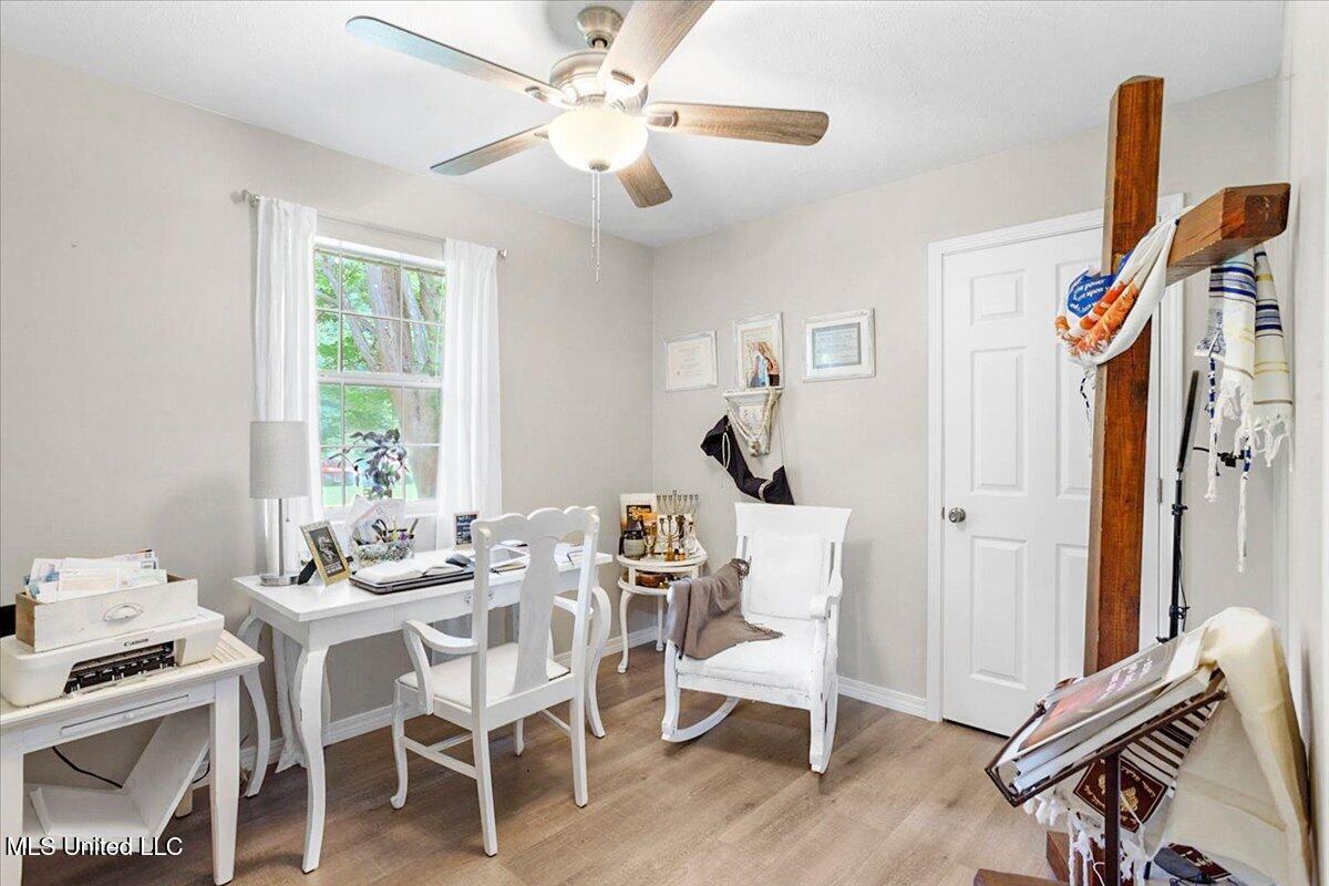 200 Koch Road Property Photo 21