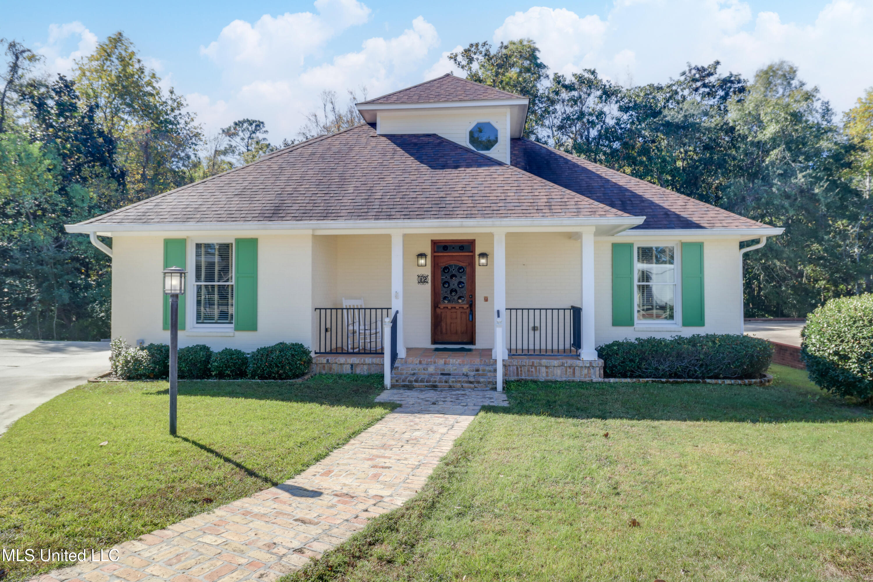 1529 Magnolia Street Property Photo 1