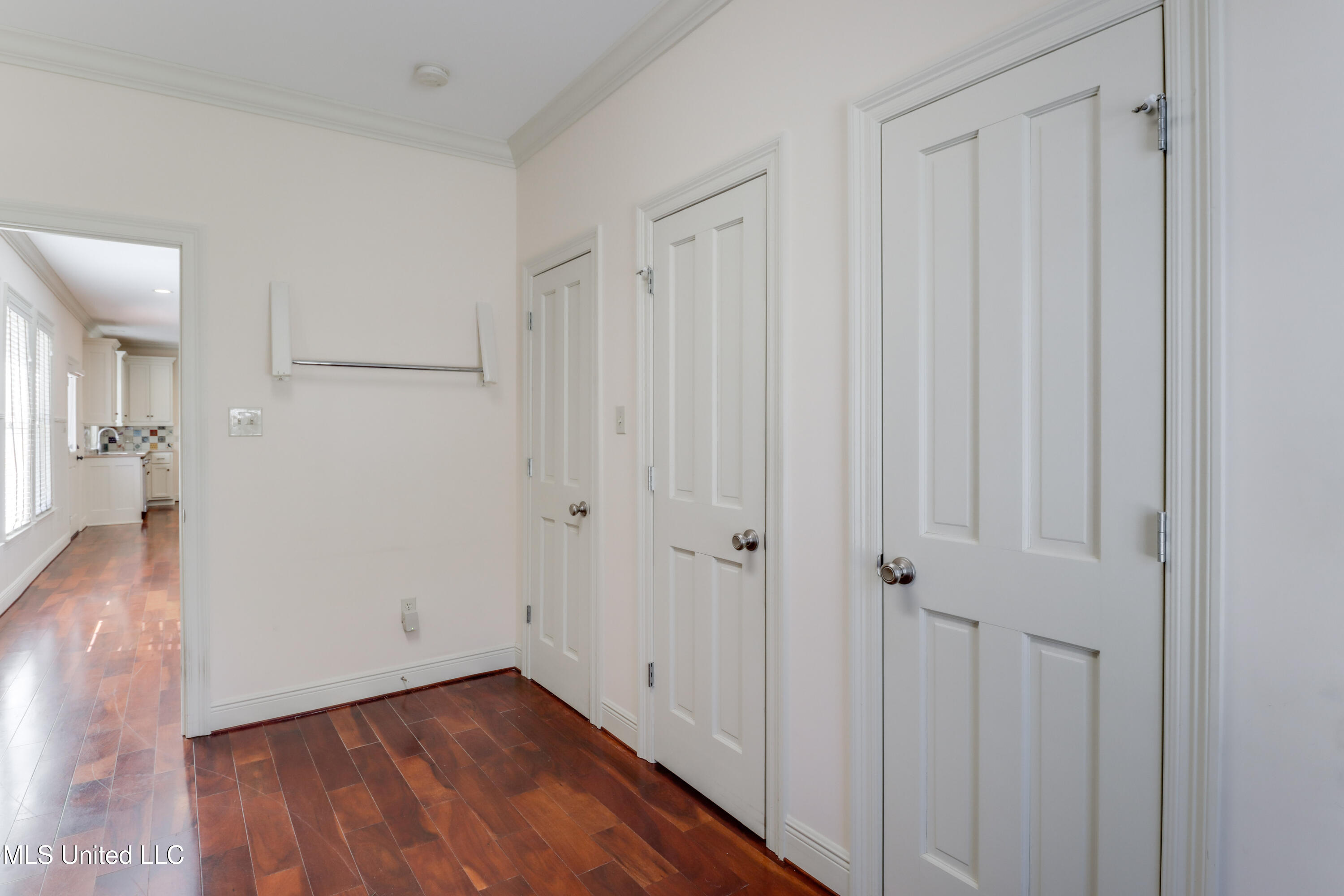 1529 Magnolia Street Property Photo 8