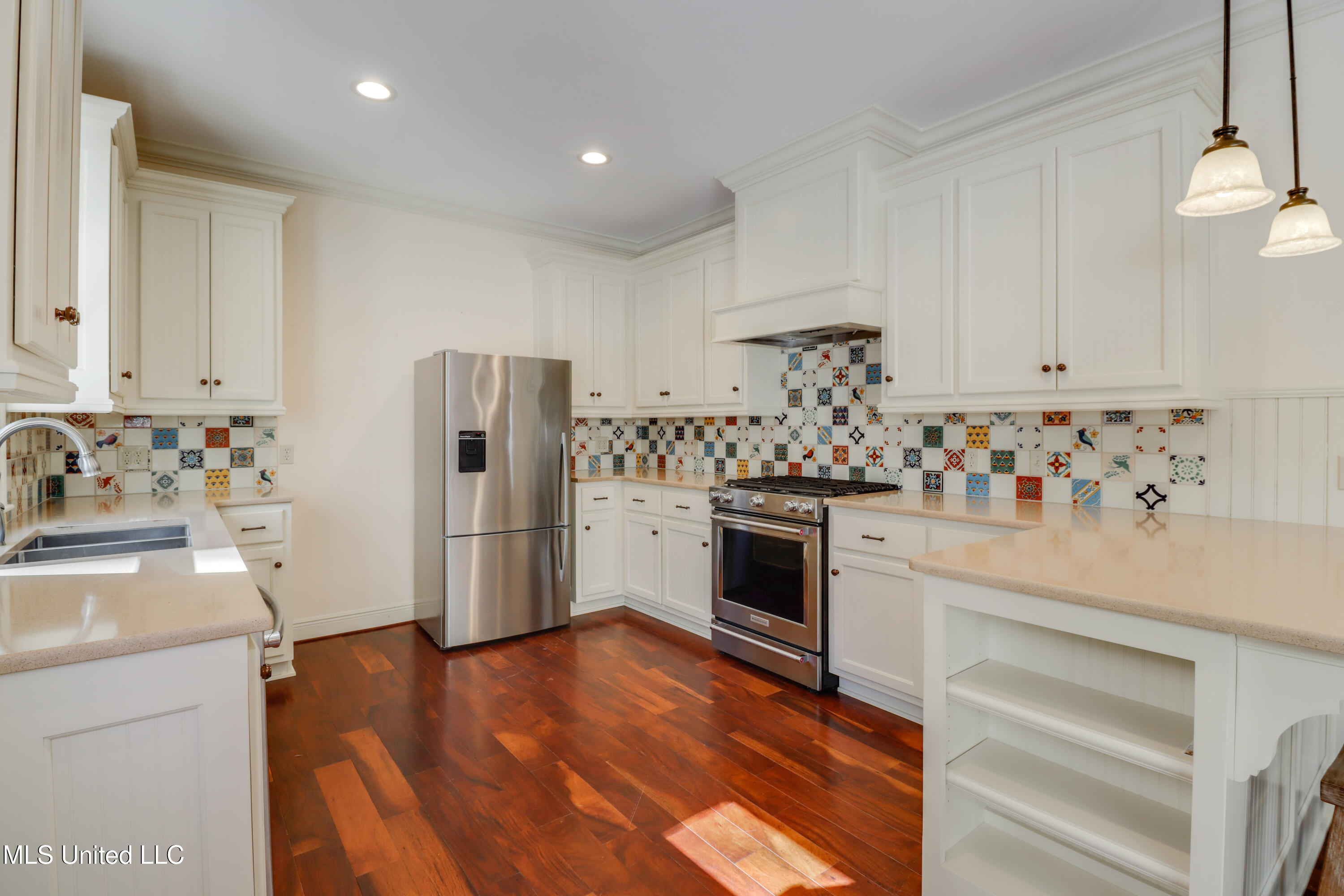 1529 Magnolia Street Property Photo 10