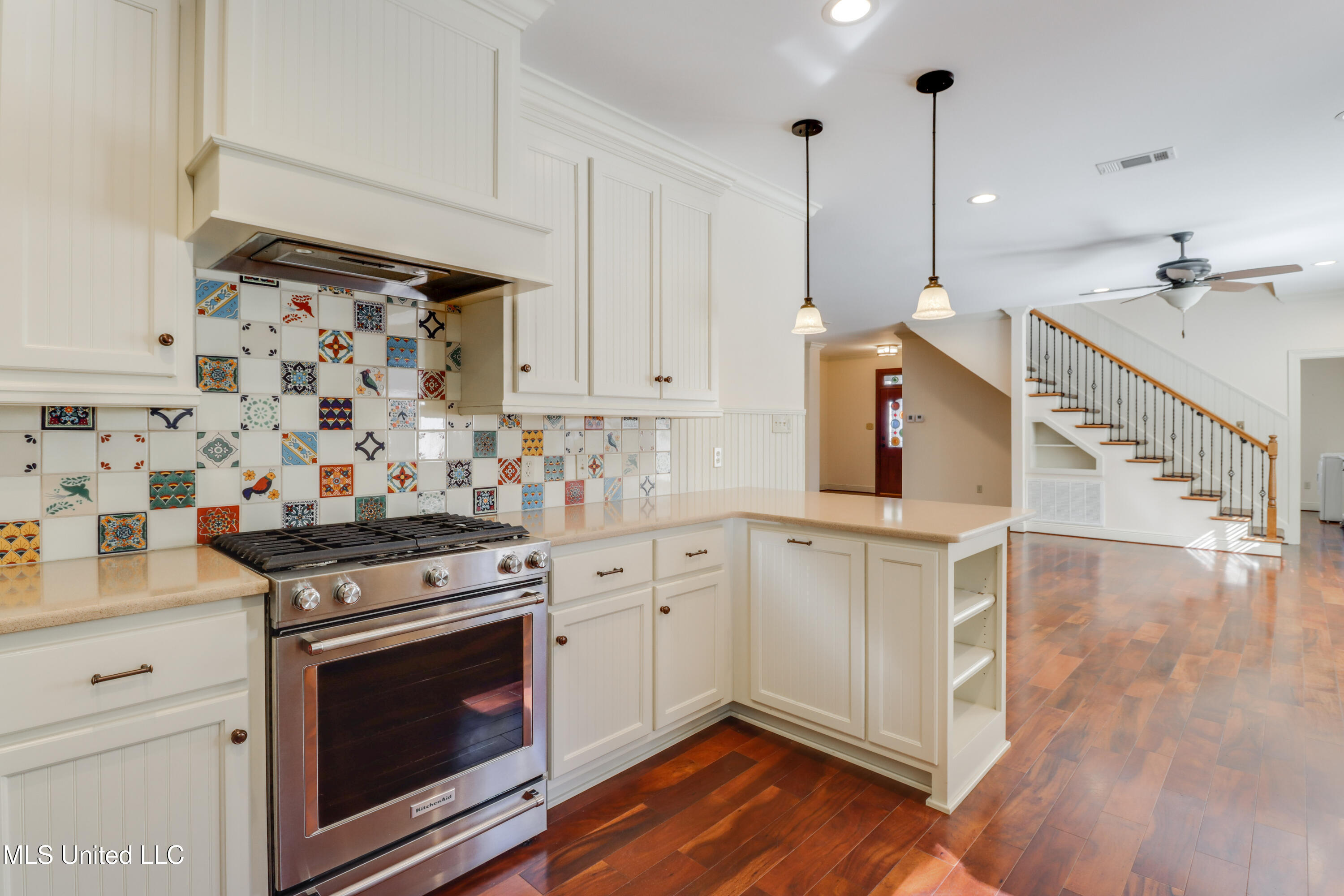 1529 Magnolia Street Property Photo 11