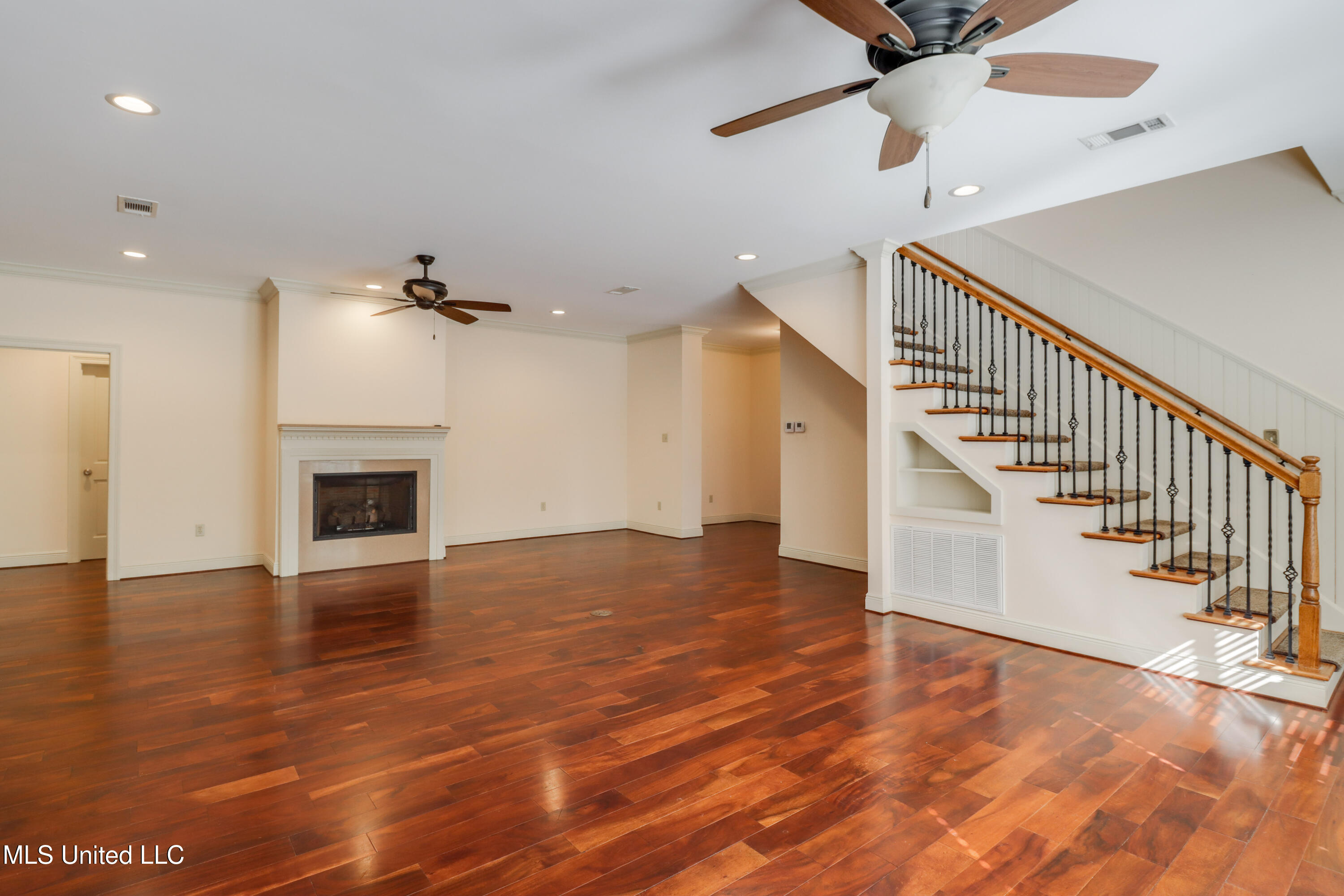 1529 Magnolia Street Property Photo 12