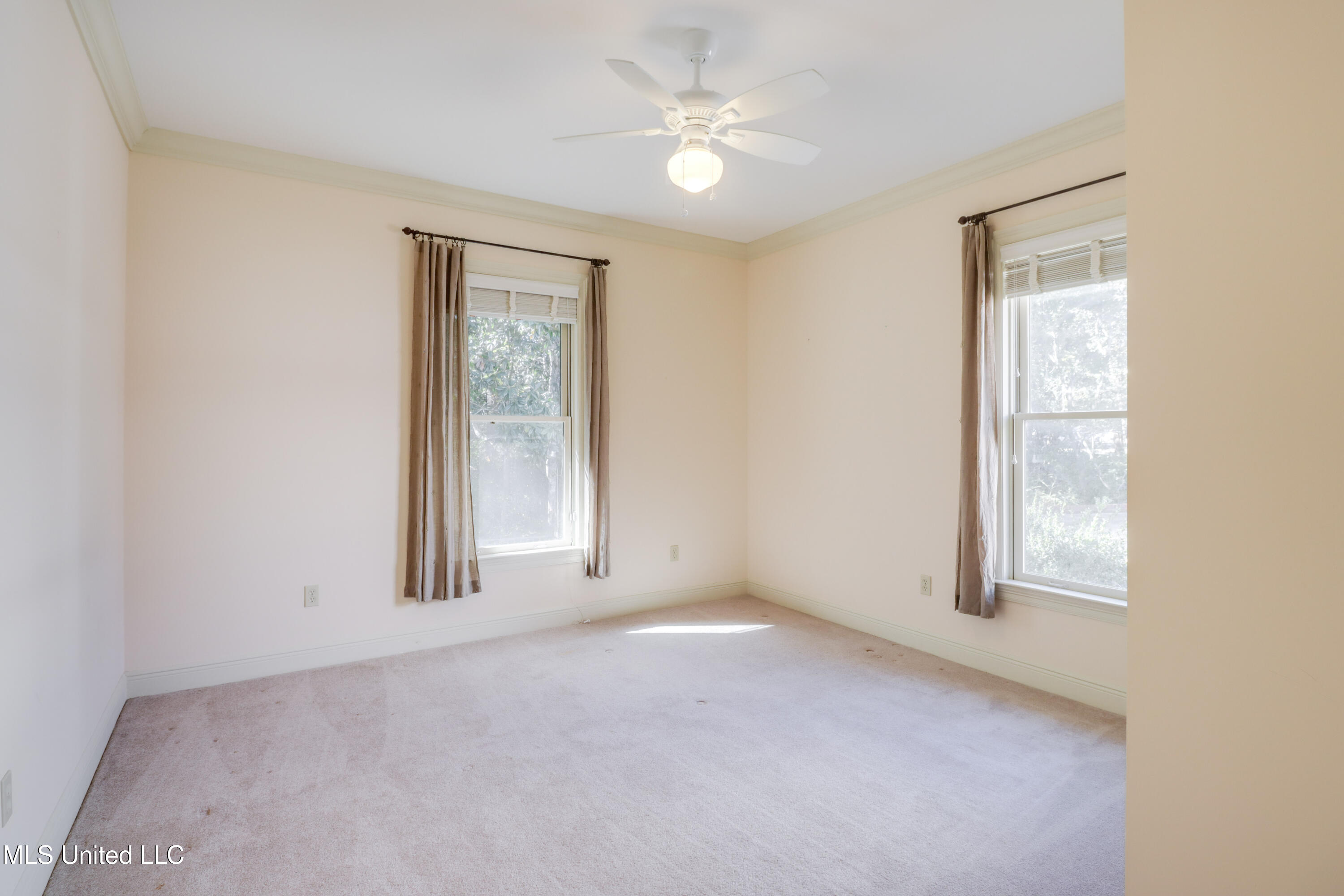 1529 Magnolia Street Property Photo 15