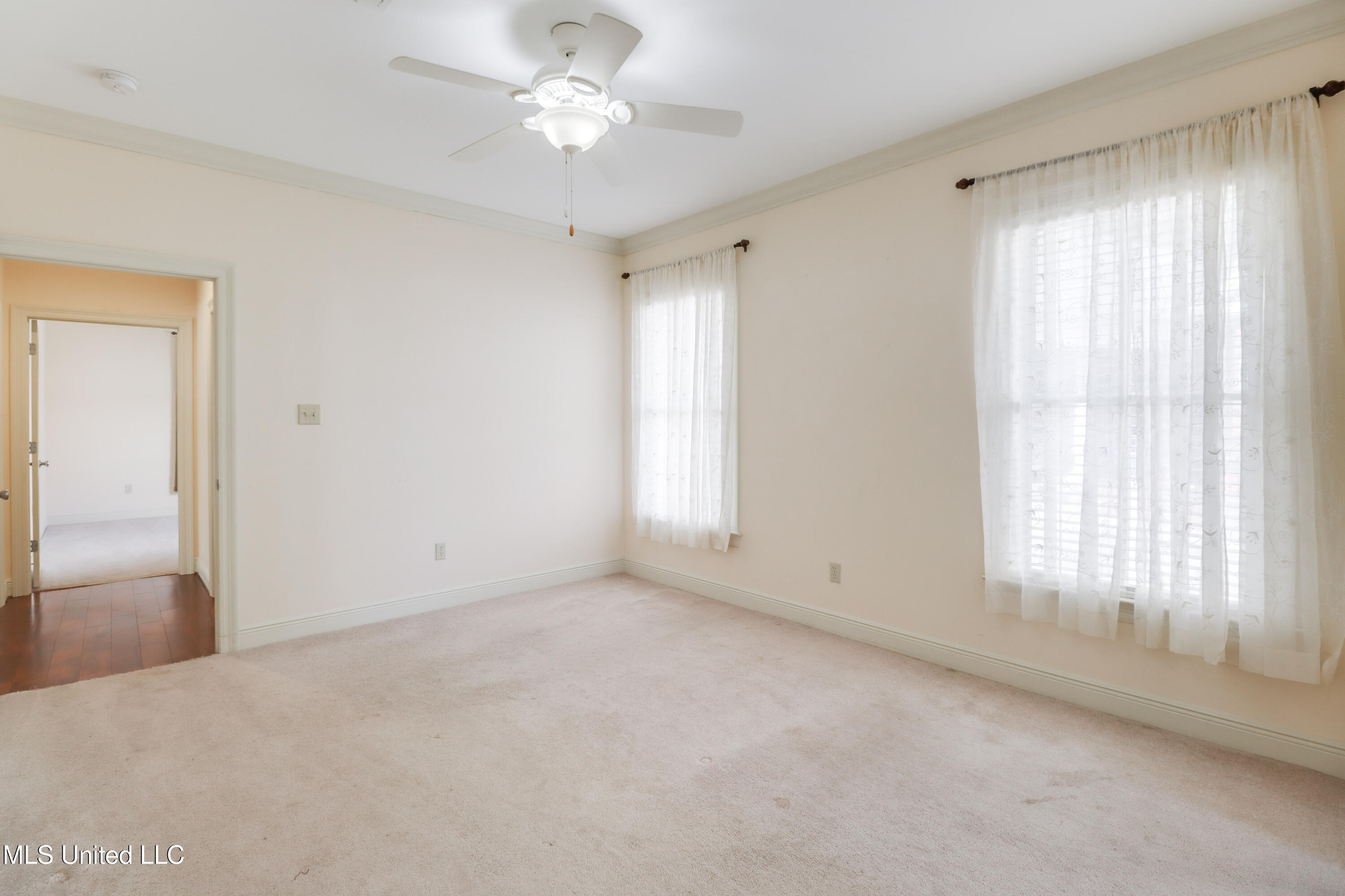 1529 Magnolia Street Property Photo 18