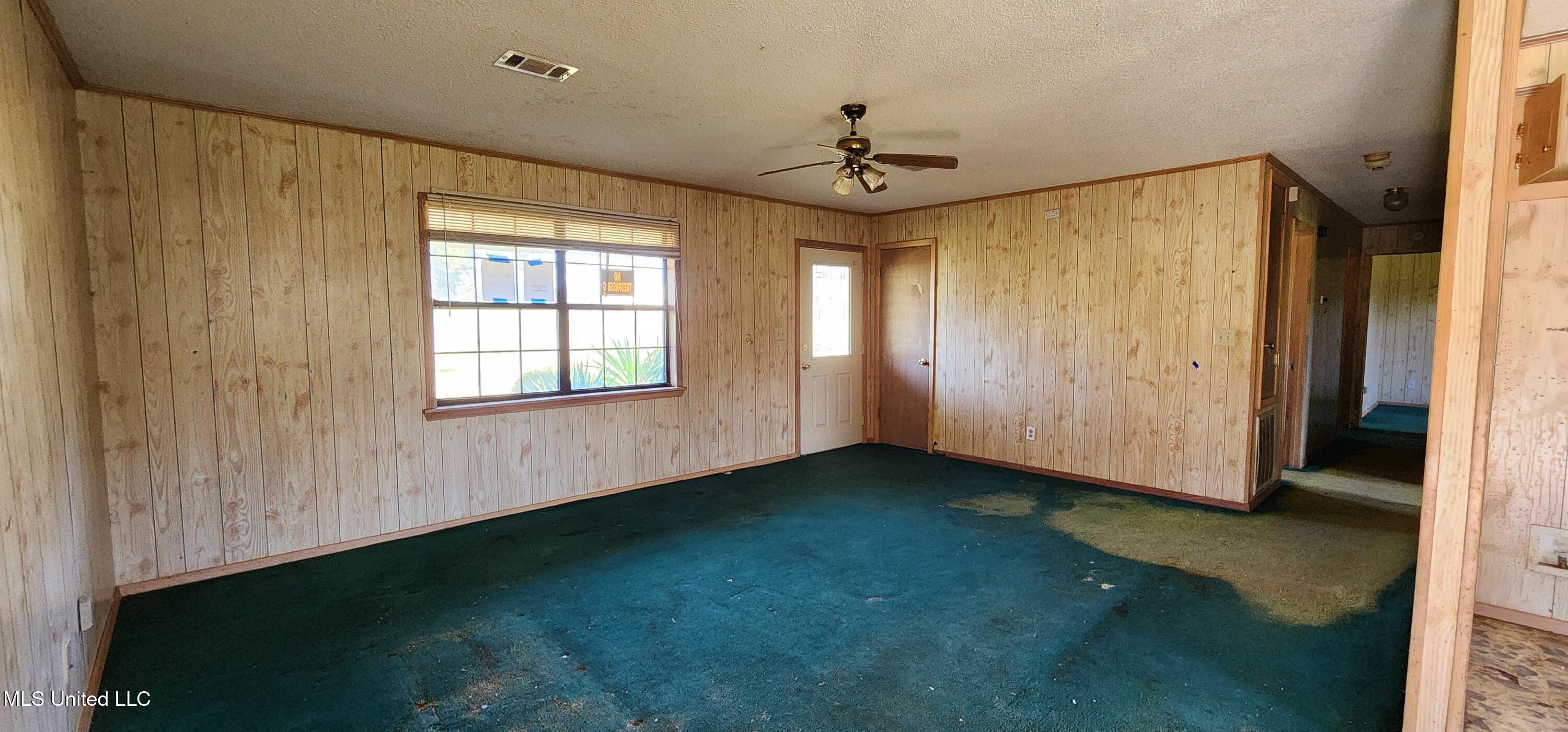 39 Robin Dale Drive Property Photo 6