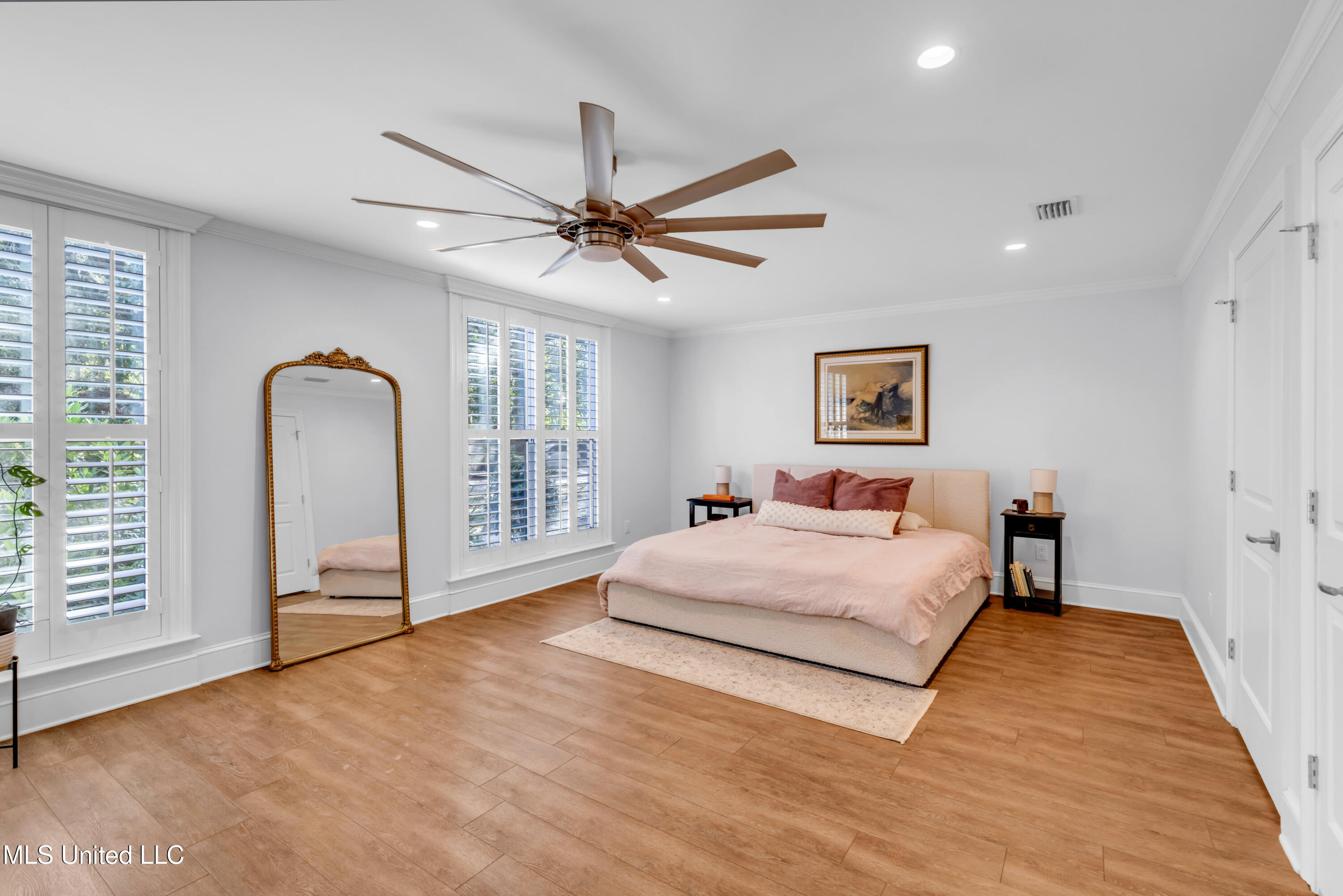 1105 E Cherokee Glen Property Photo 26