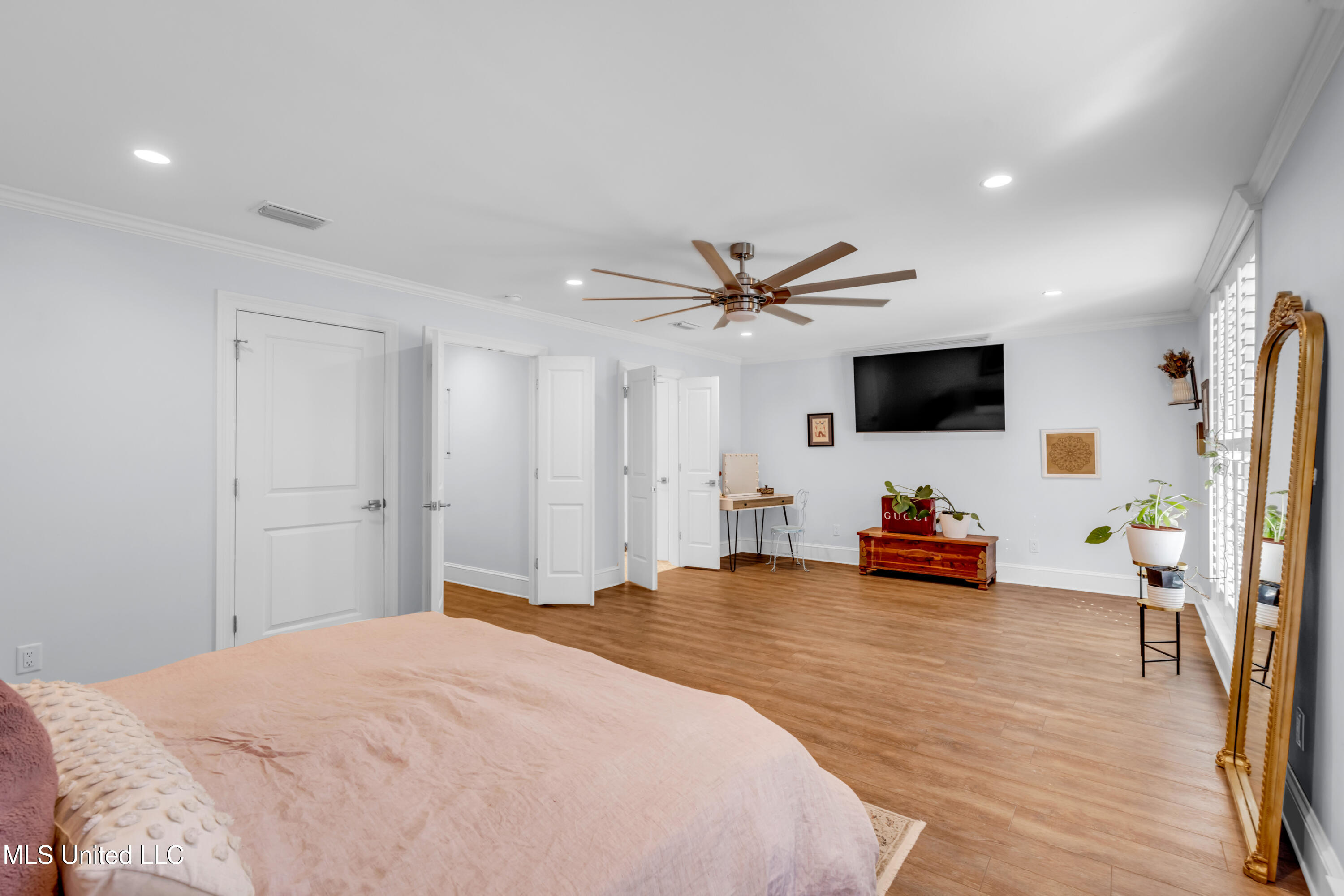 1105 E Cherokee Glen Property Photo 28