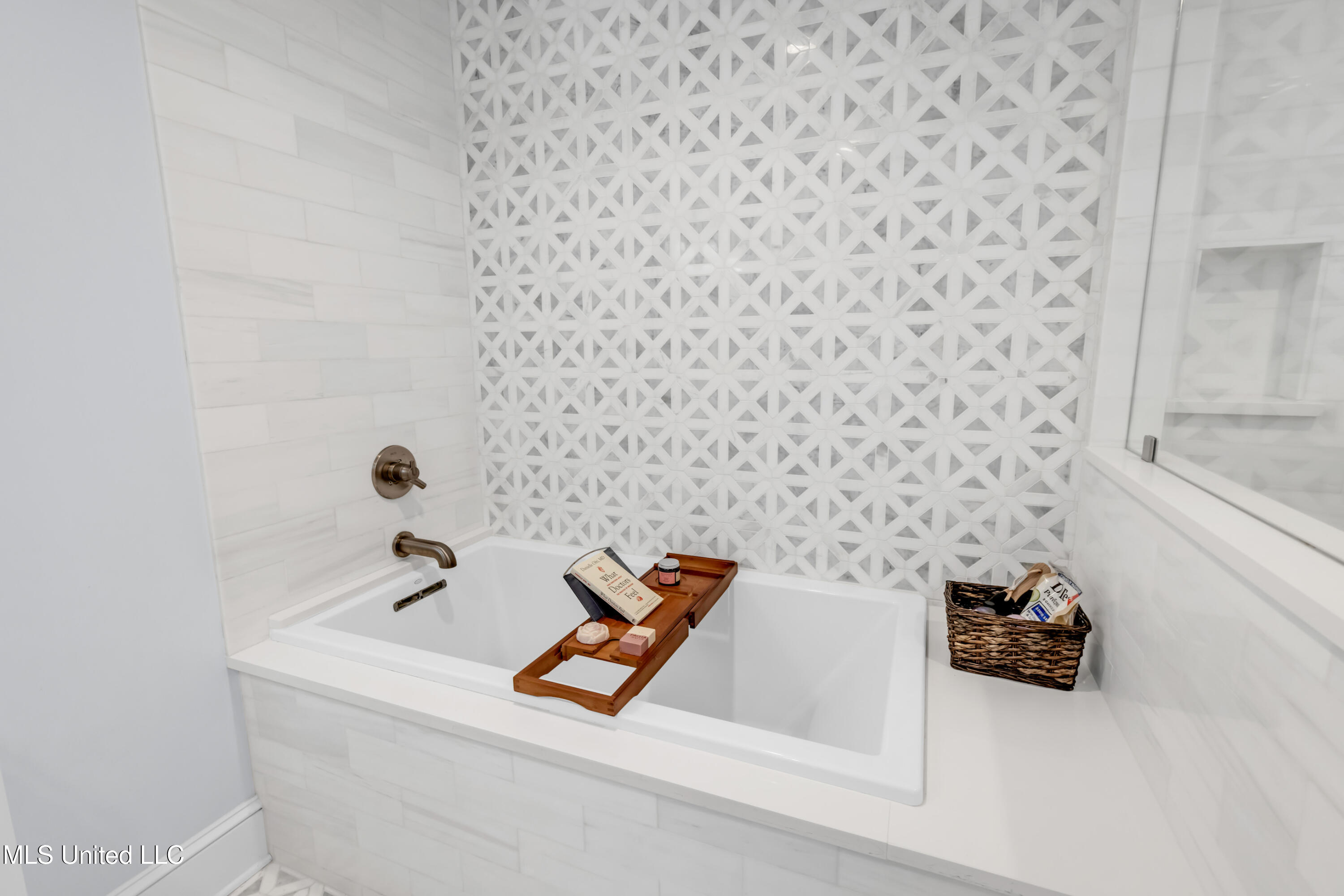 1105 E Cherokee Glen Property Photo 31