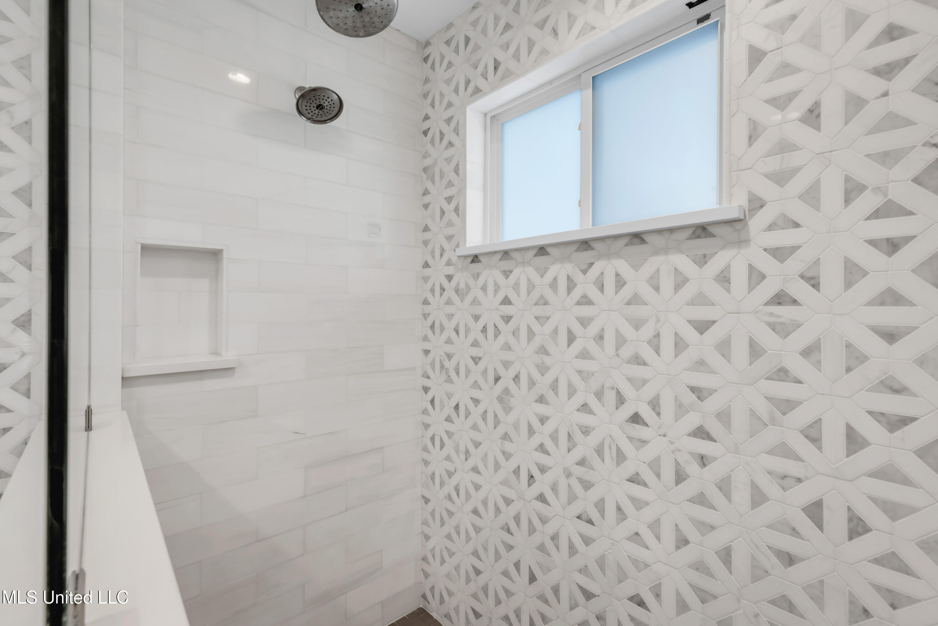 1105 E Cherokee Glen Property Photo 32