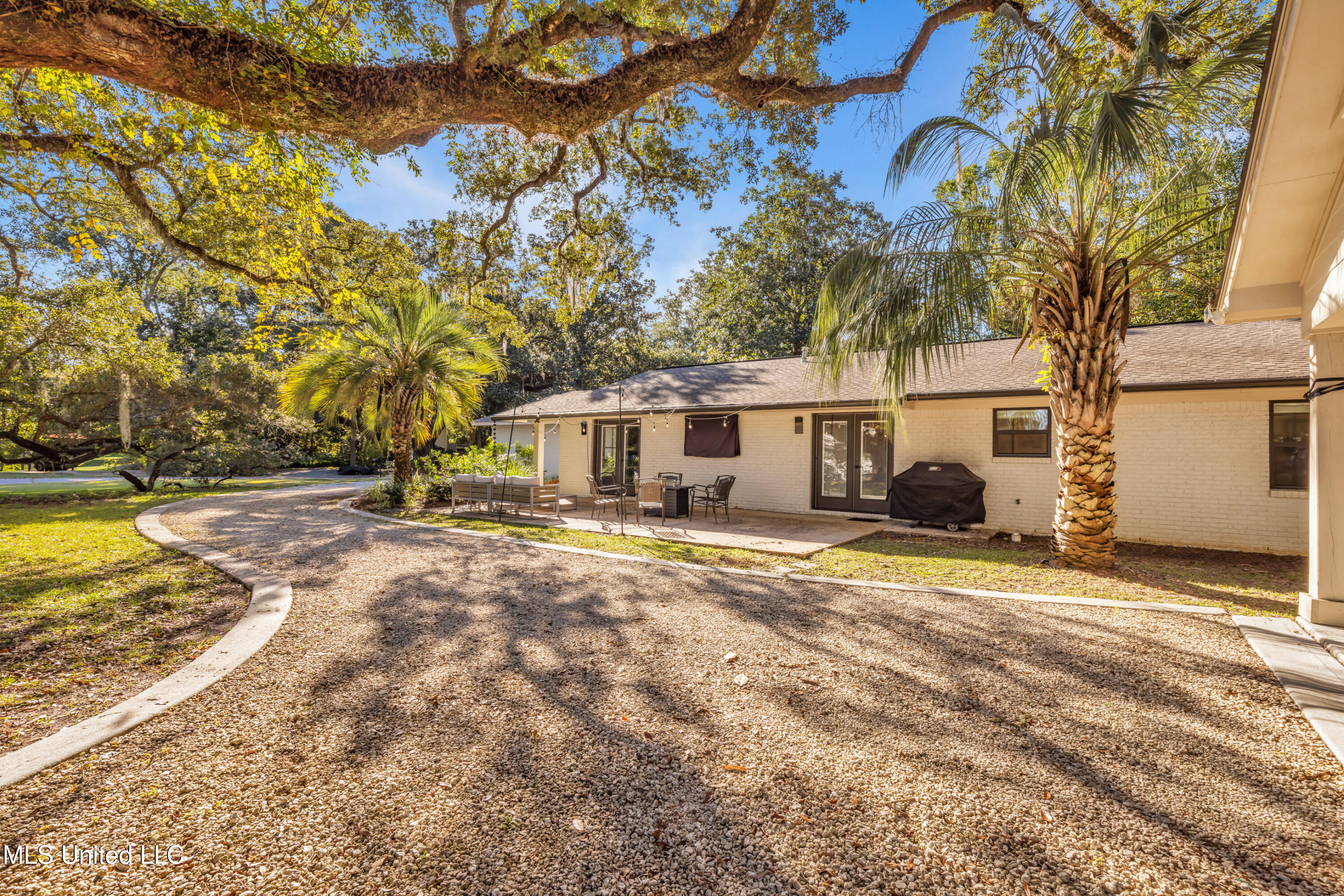 1105 E Cherokee Glen Property Photo 51