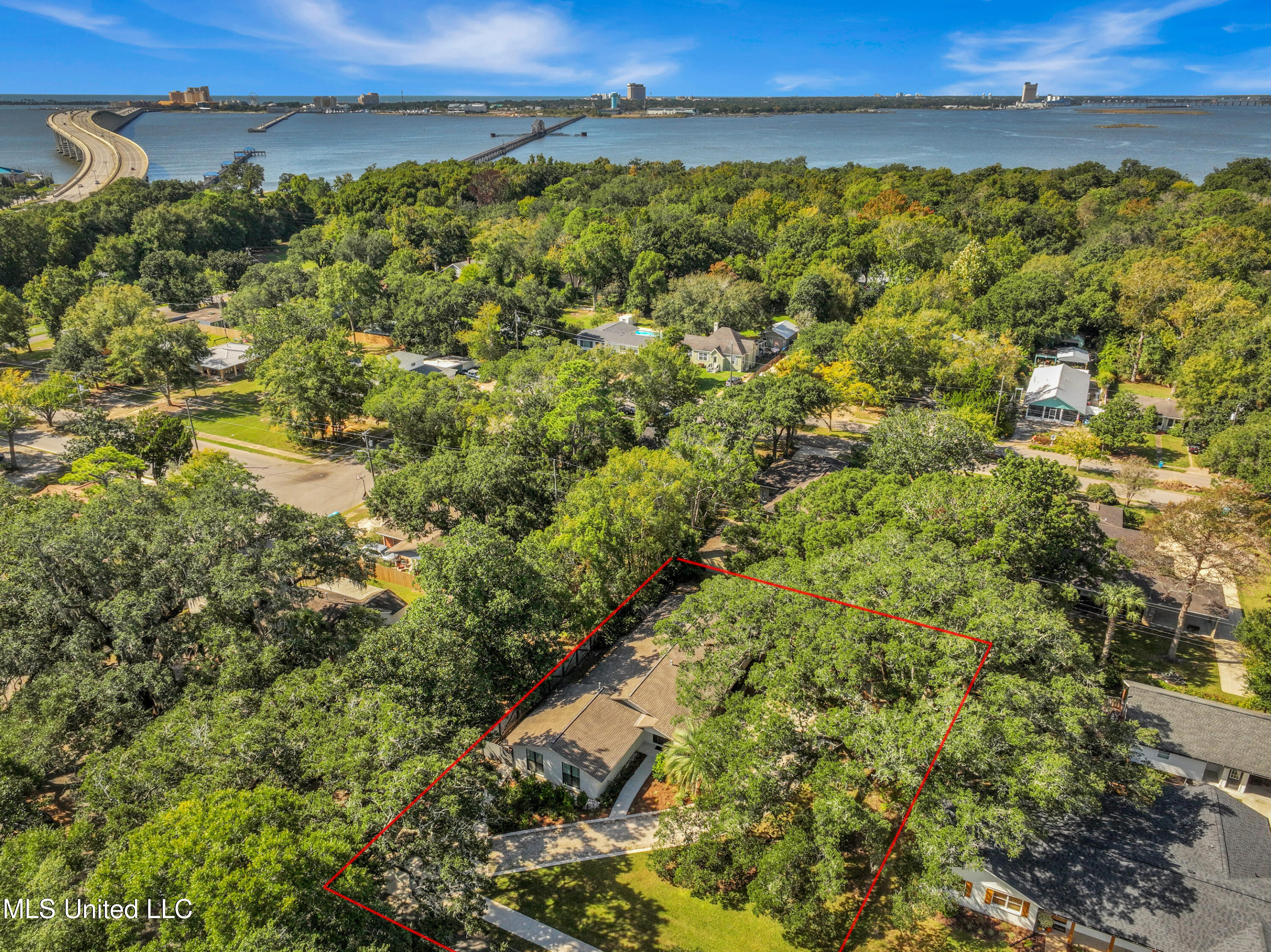 1105 E Cherokee Glen Property Photo 59