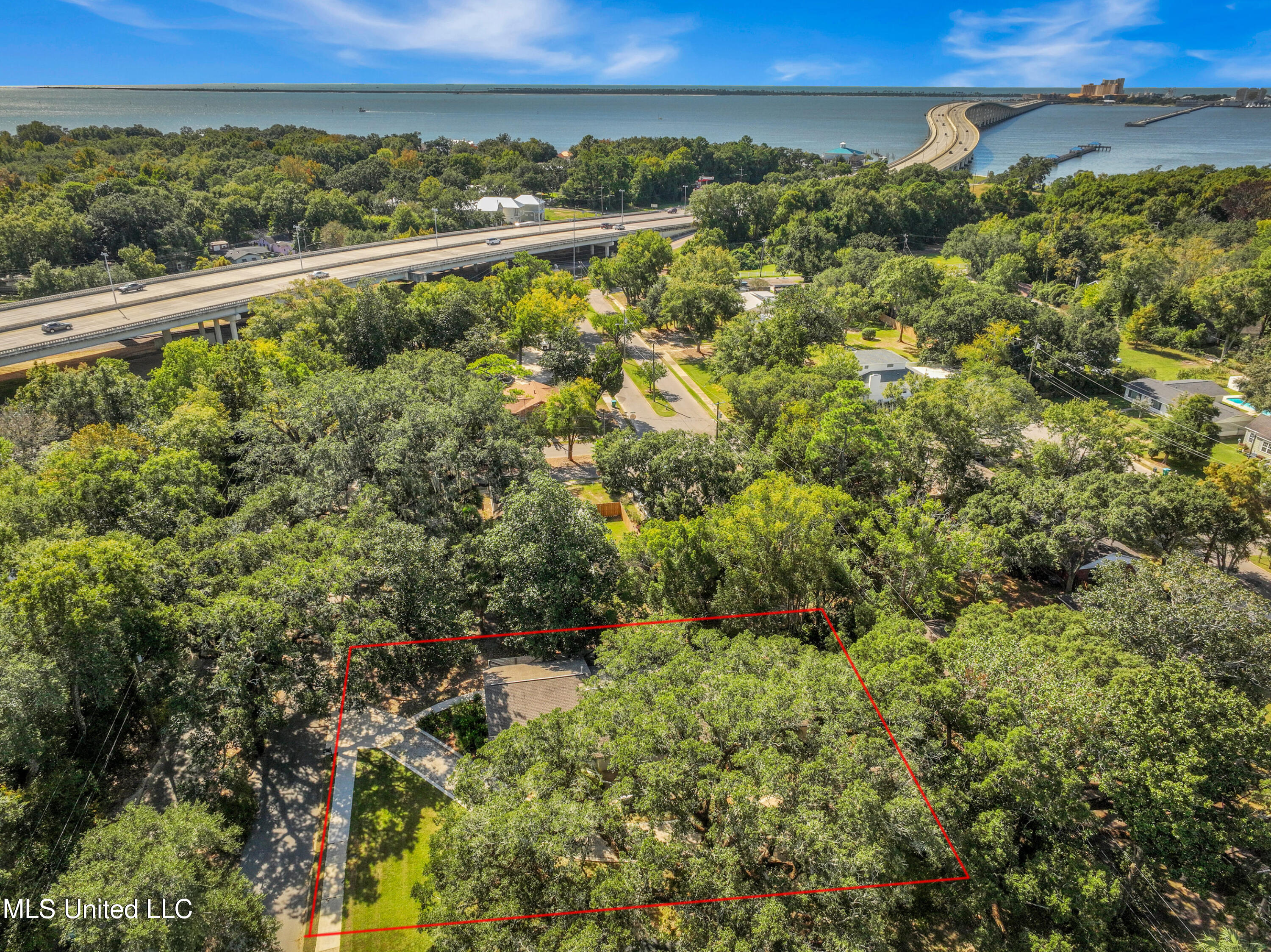 1105 E Cherokee Glen Property Photo 62