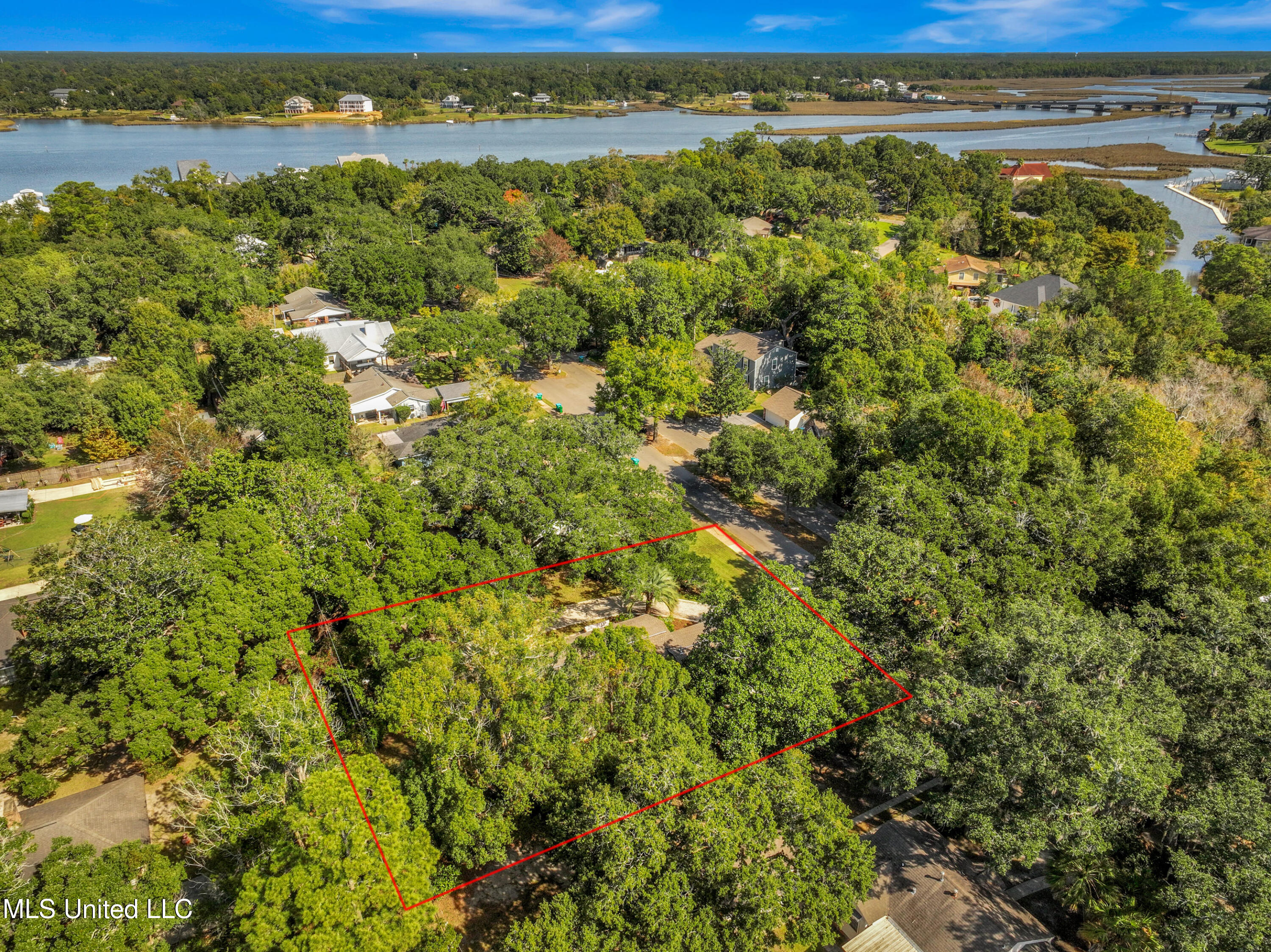 1105 E Cherokee Glen Property Photo 64