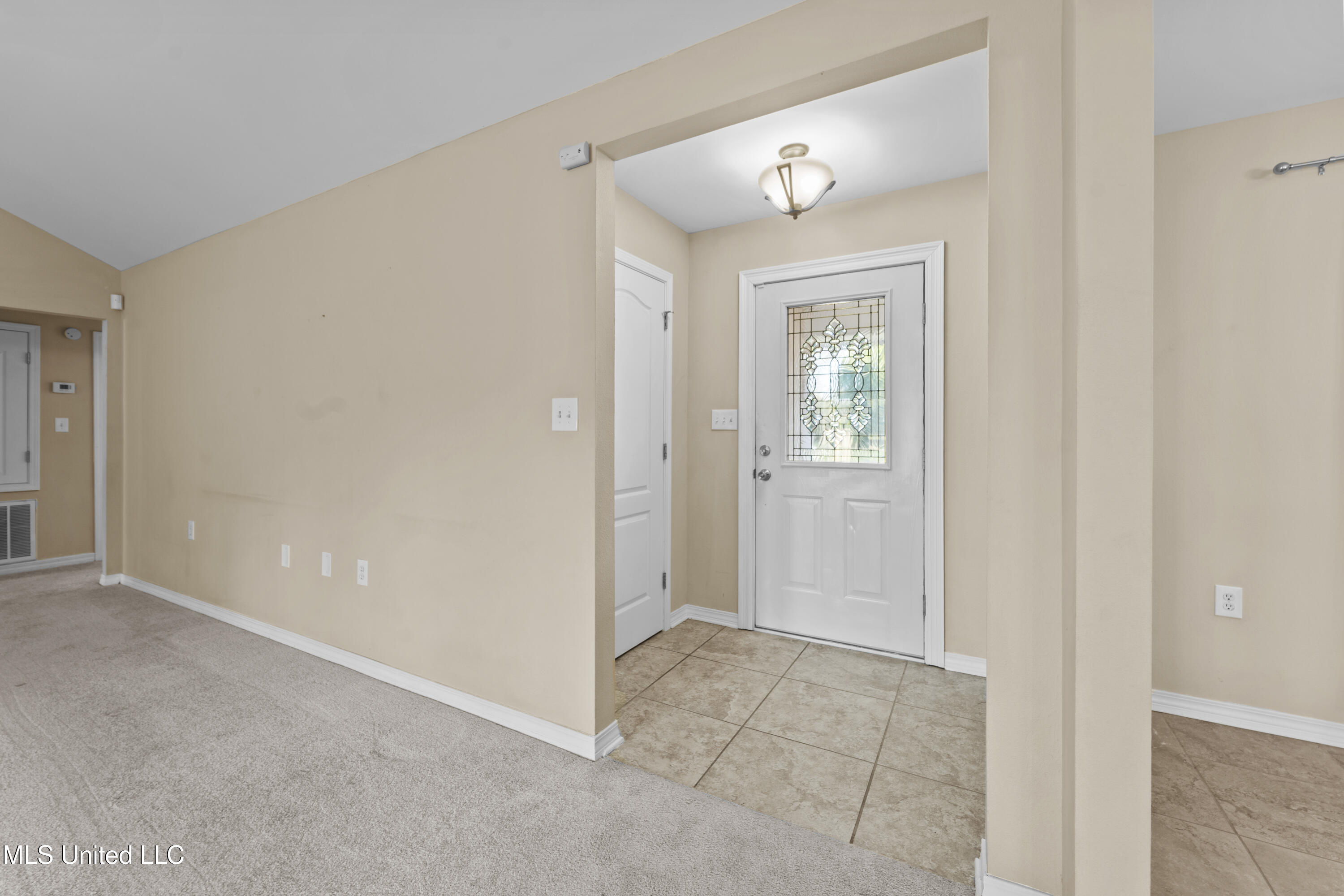 109 Fernwood Drive Property Photo 5