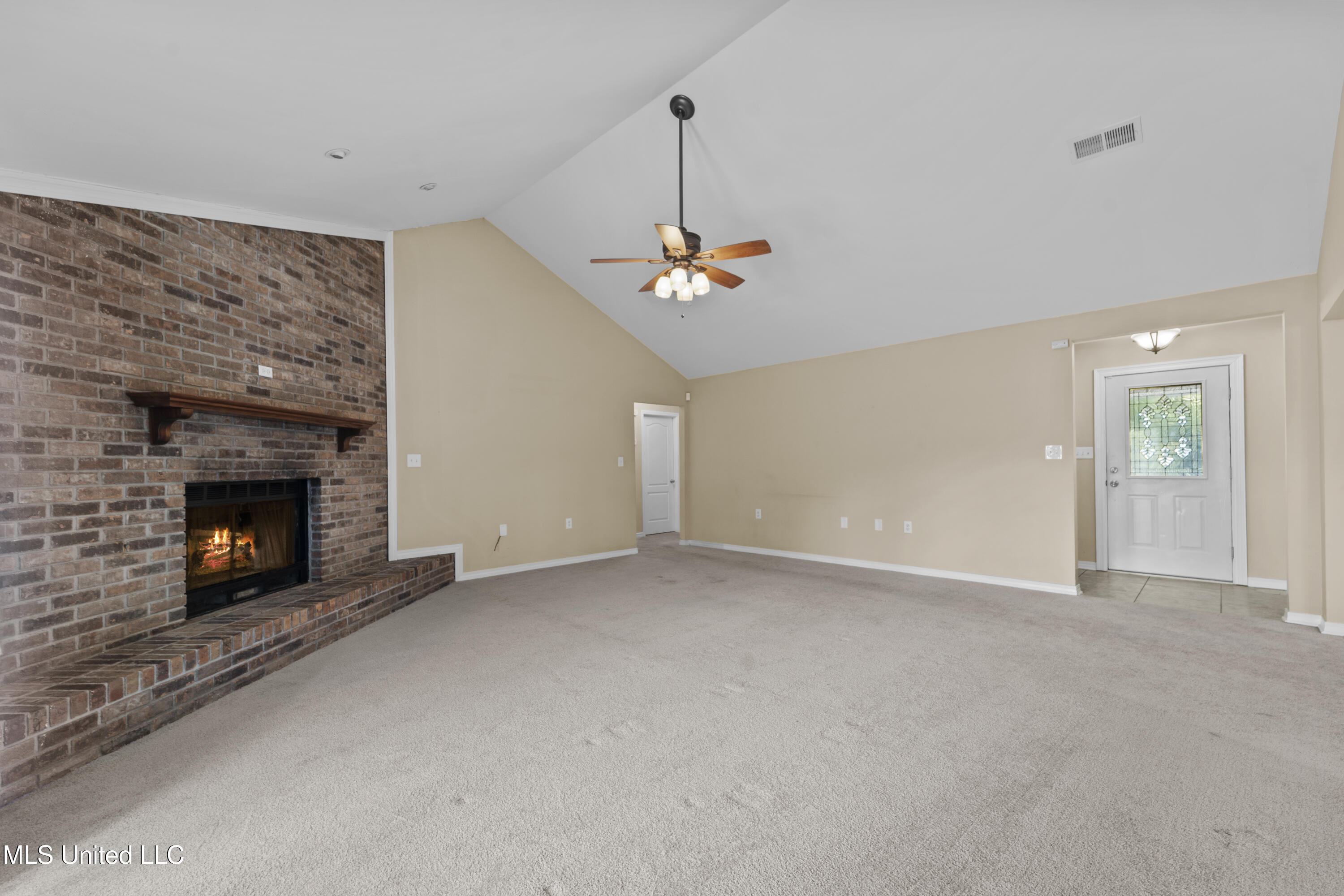 109 Fernwood Drive Property Photo 6