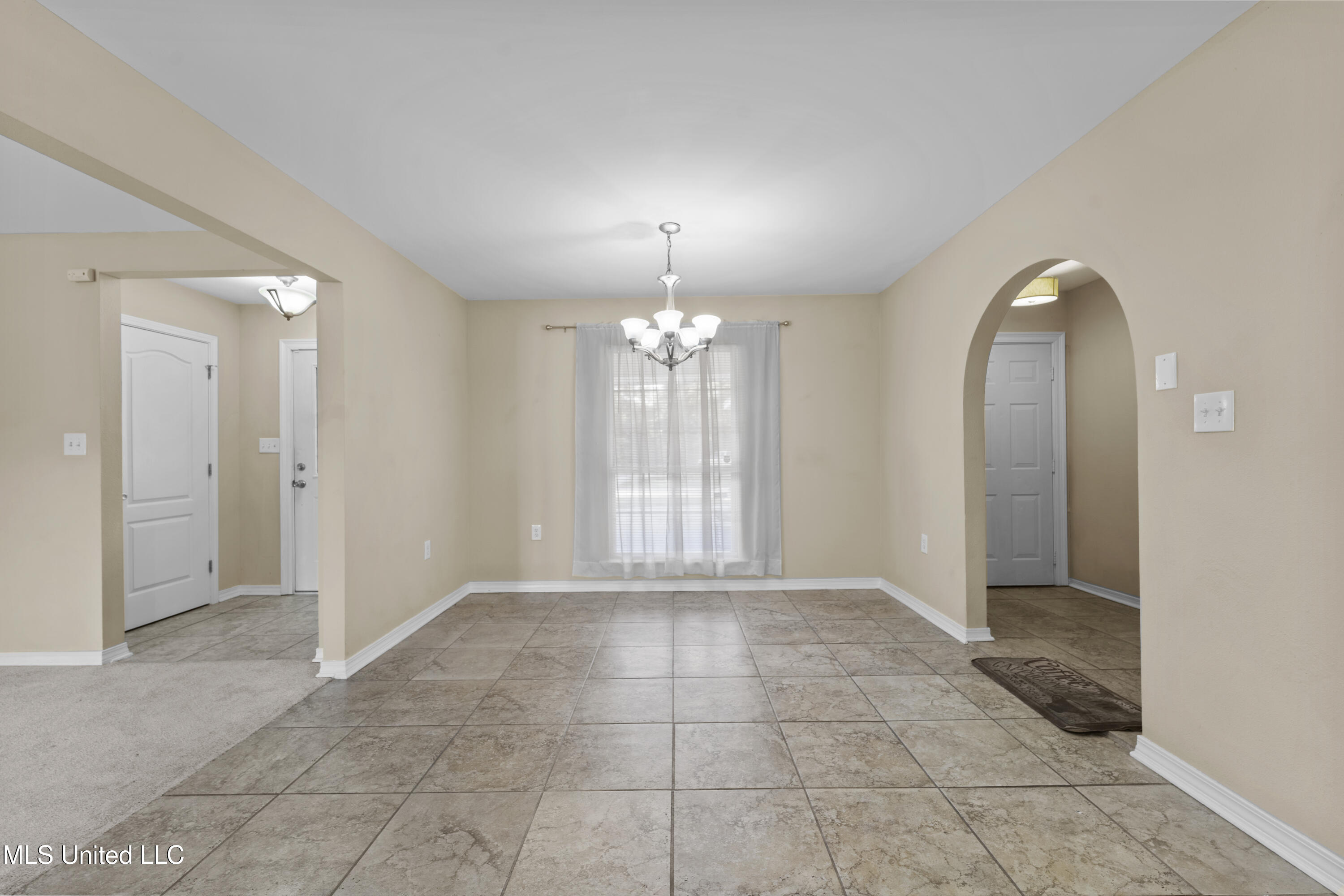 109 Fernwood Drive Property Photo 7