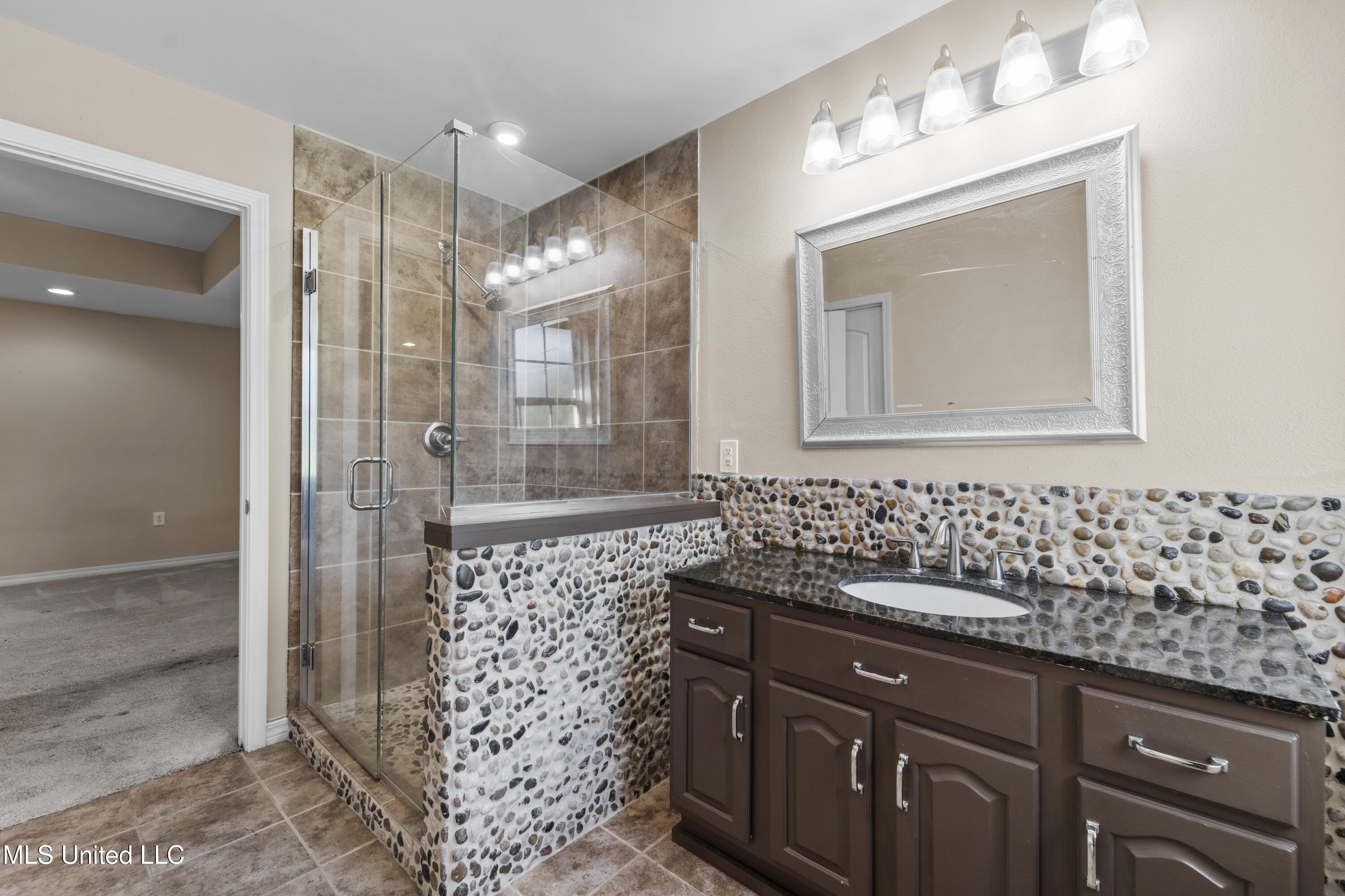 109 Fernwood Drive Property Photo 20