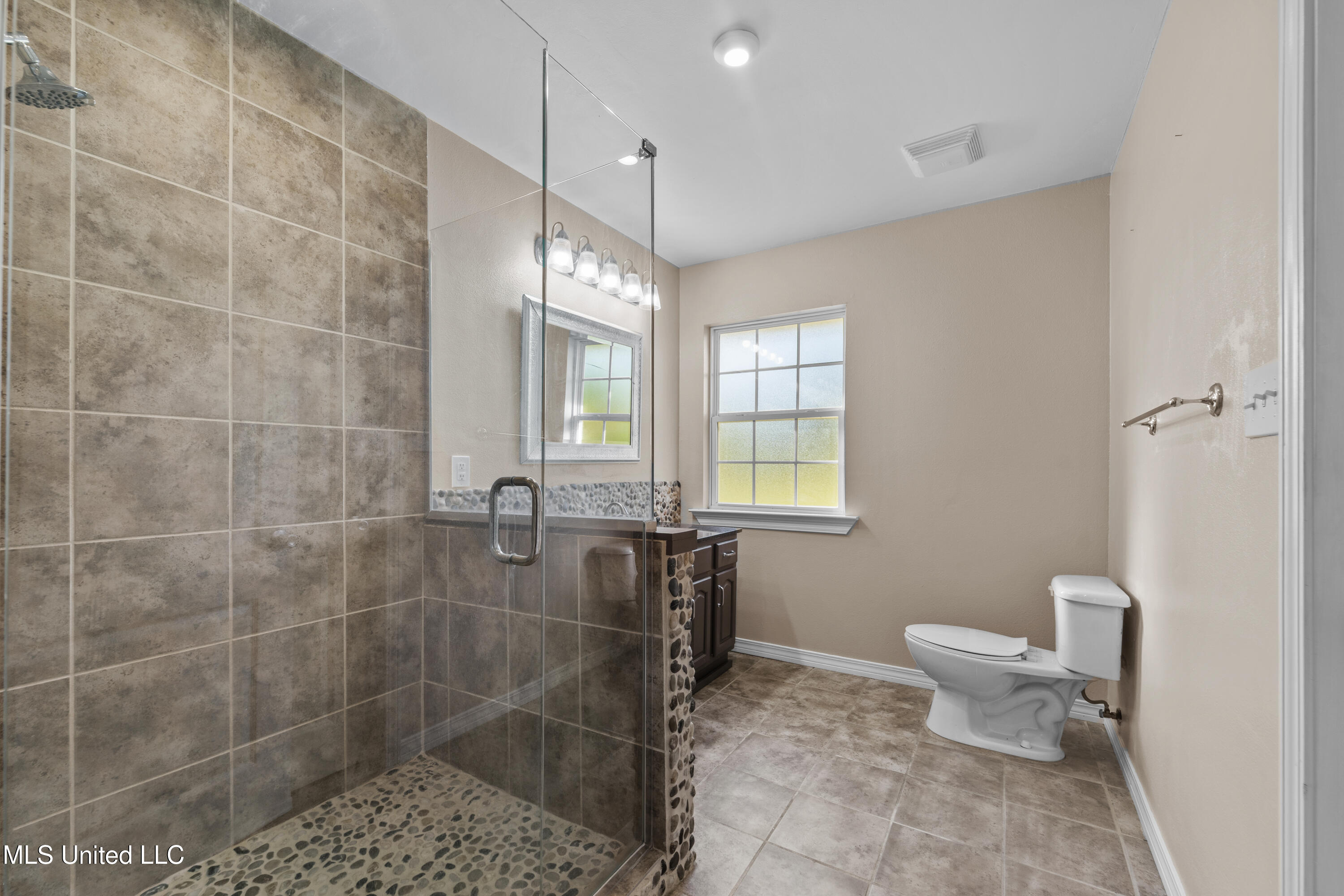 109 Fernwood Drive Property Photo 21