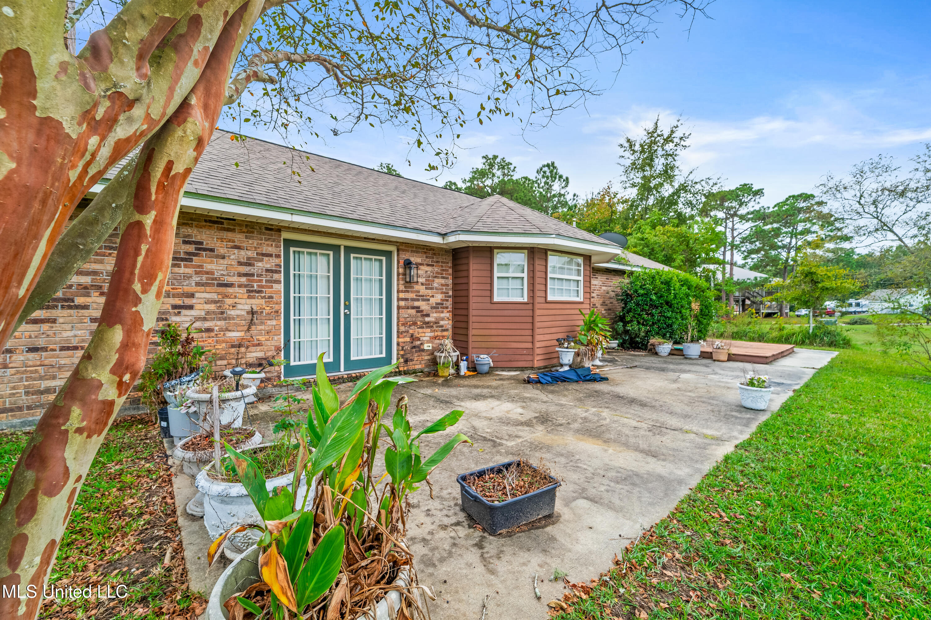 109 Fernwood Drive Property Photo 25