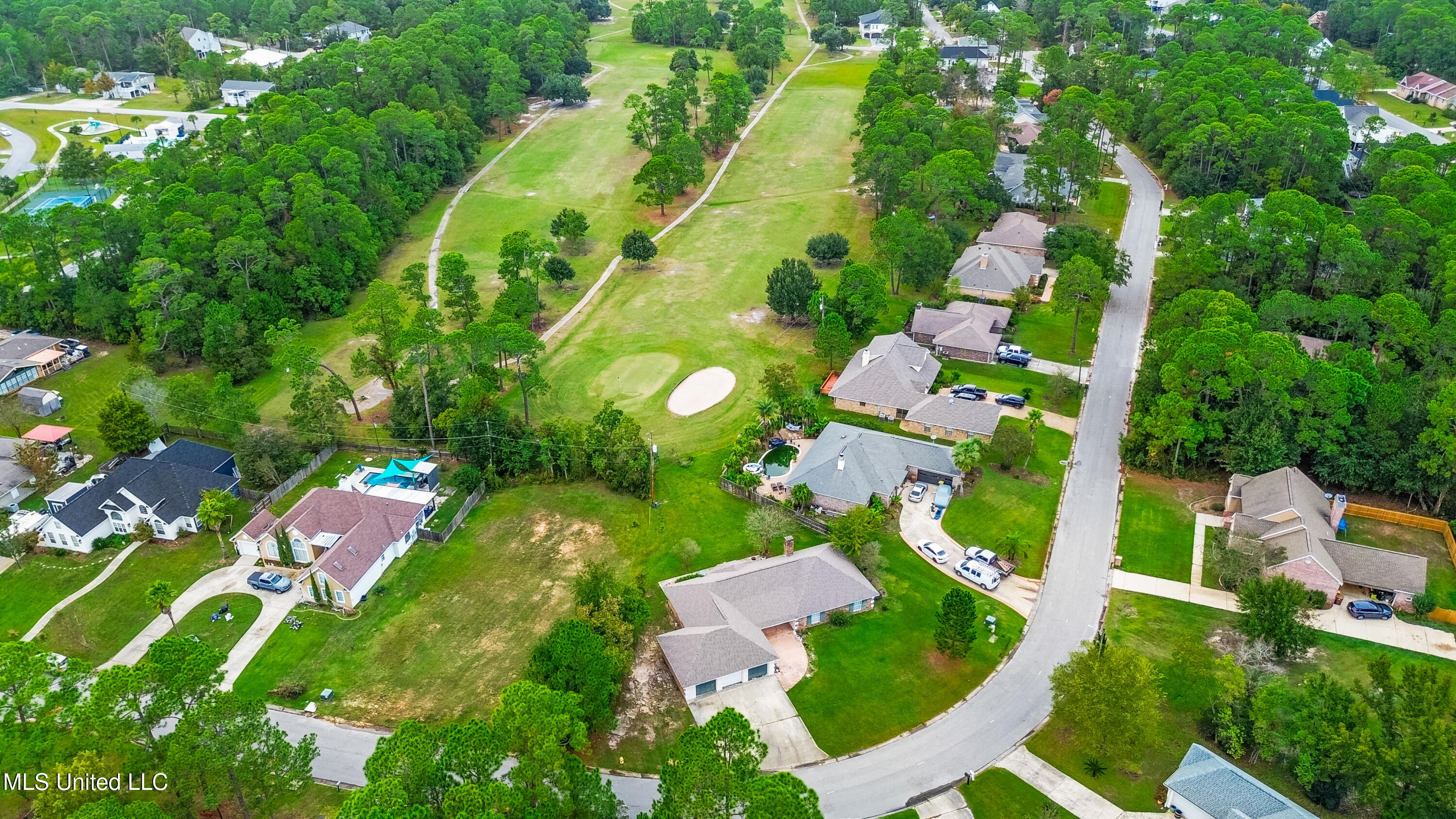 109 Fernwood Drive Property Photo 28