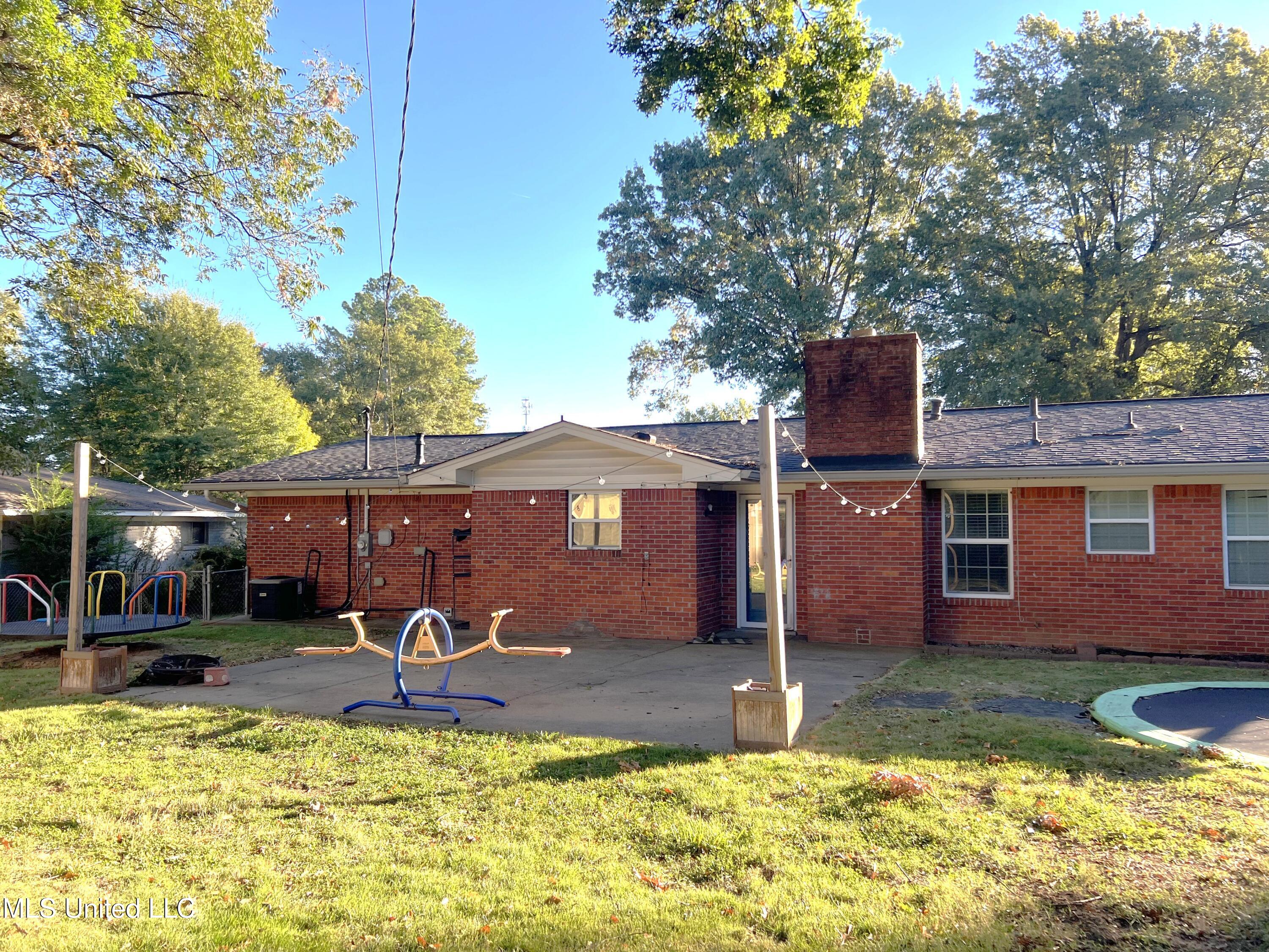 8539 Chesterfield Drive Property Photo 16