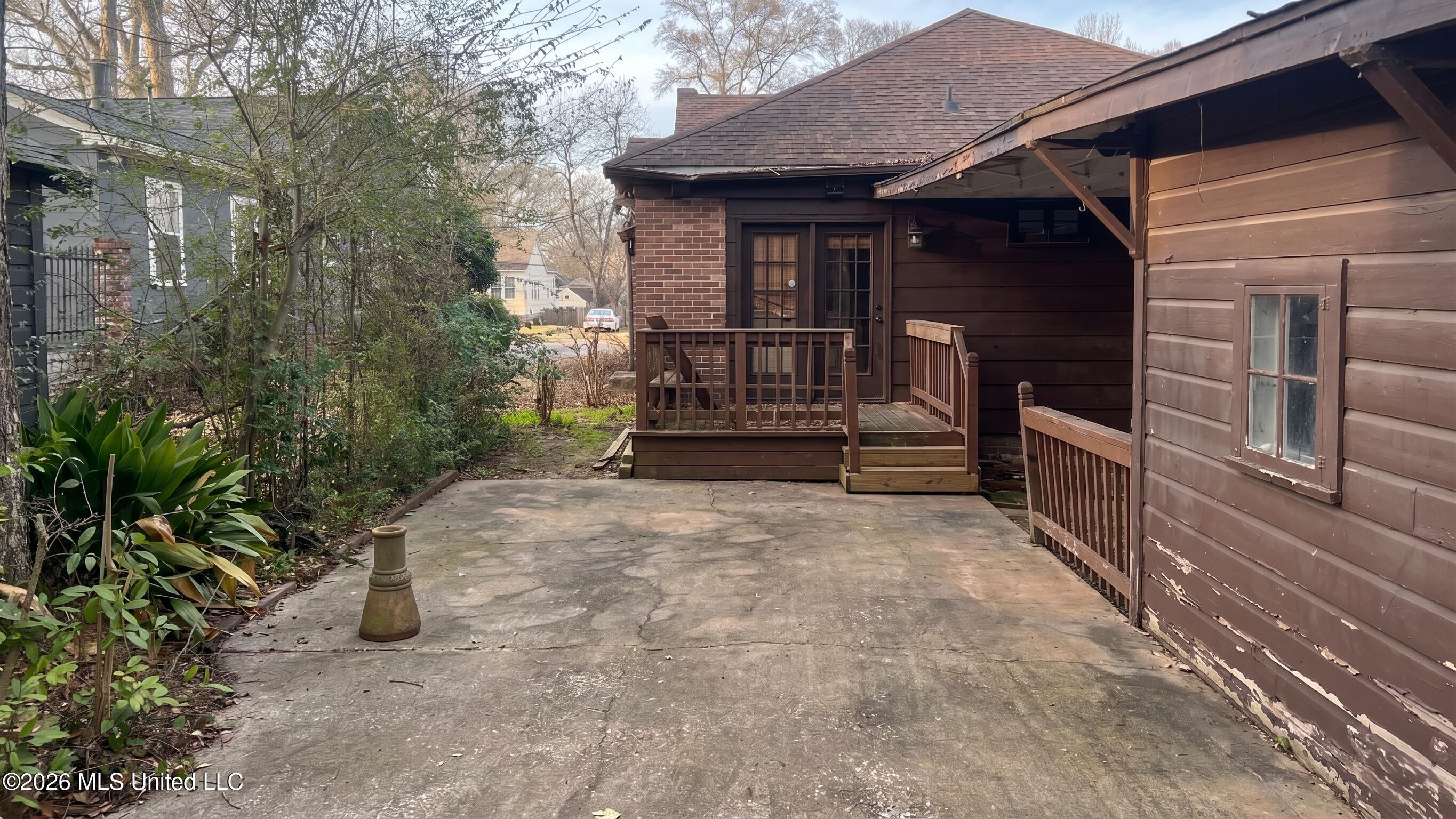 627 Mohawk Avenue Property Photo 12