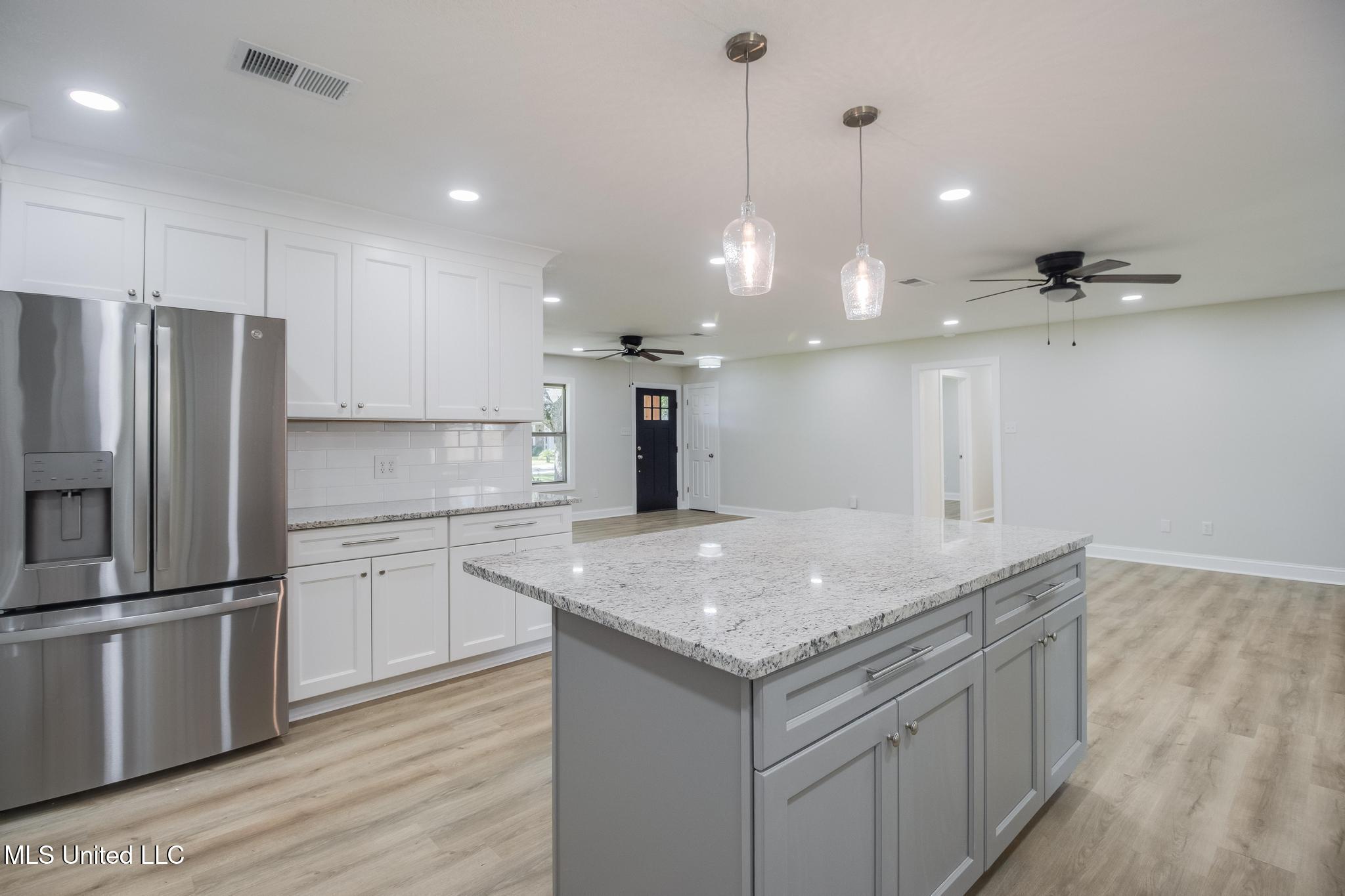 306 Westview Drive Property Photo 13