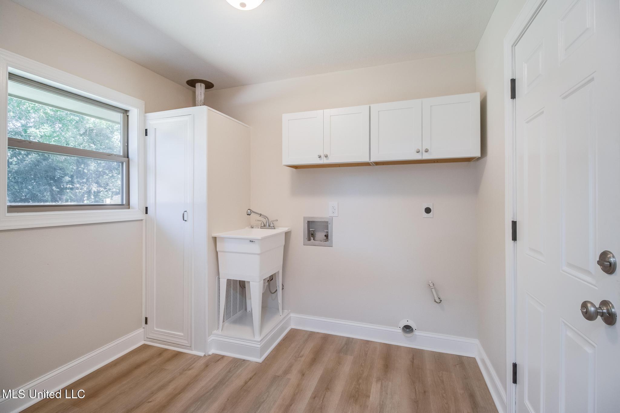 306 Westview Drive Property Photo 17