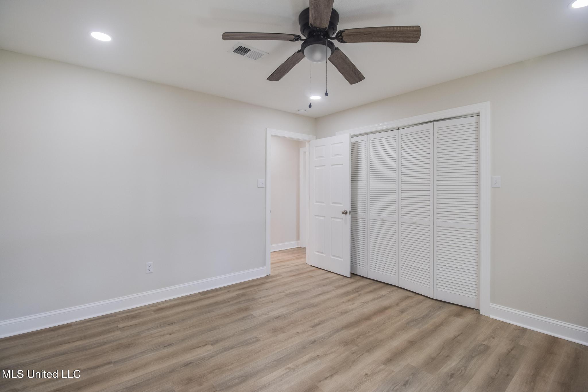 306 Westview Drive Property Photo 20