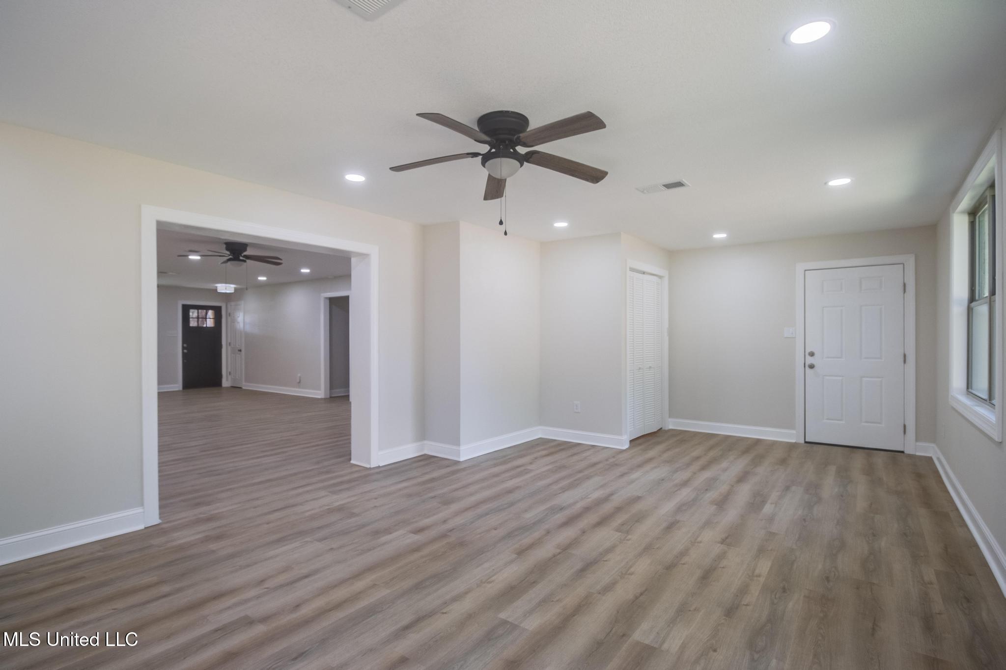 306 Westview Drive Property Photo 29