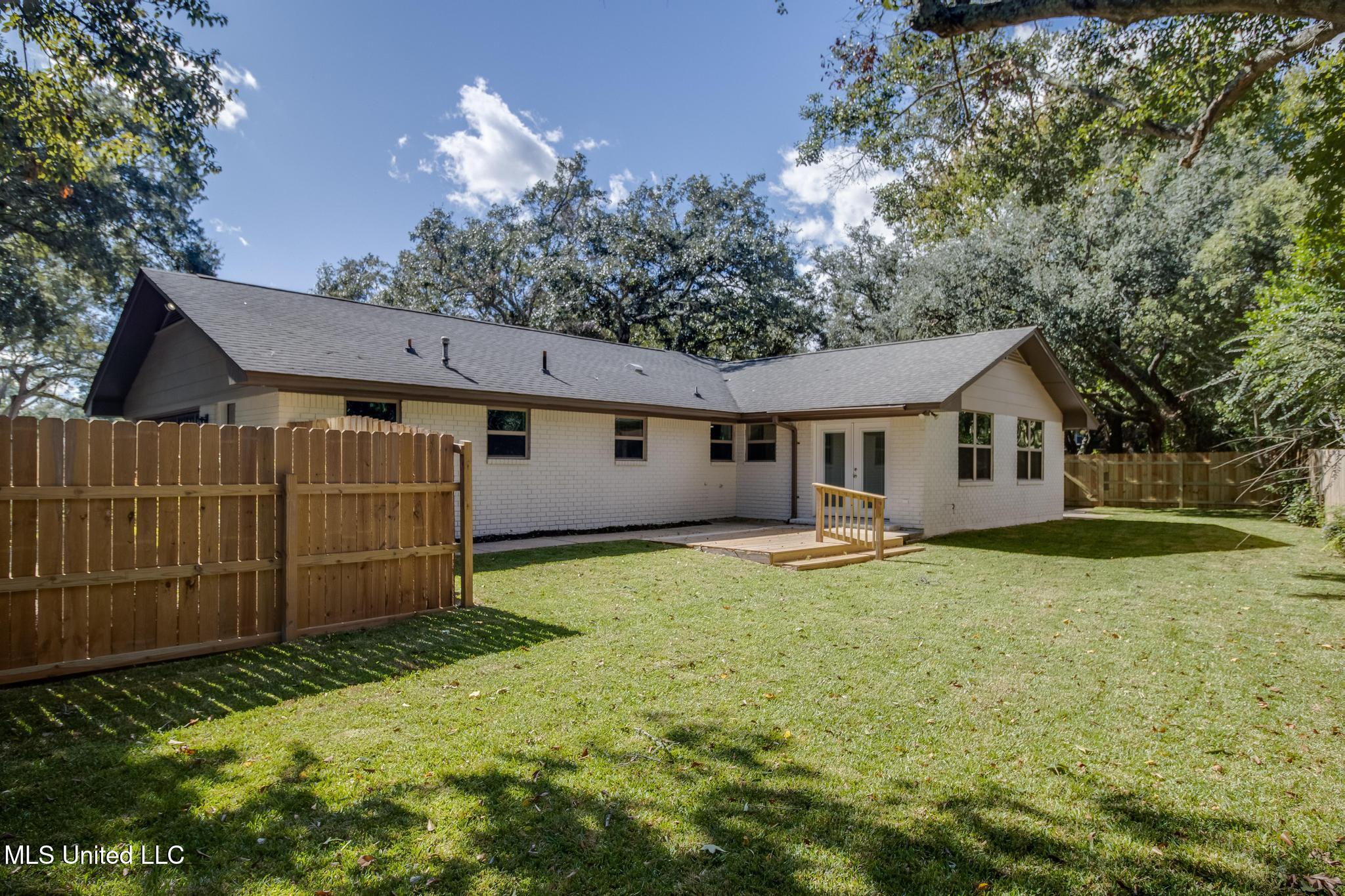 306 Westview Drive Property Photo 33