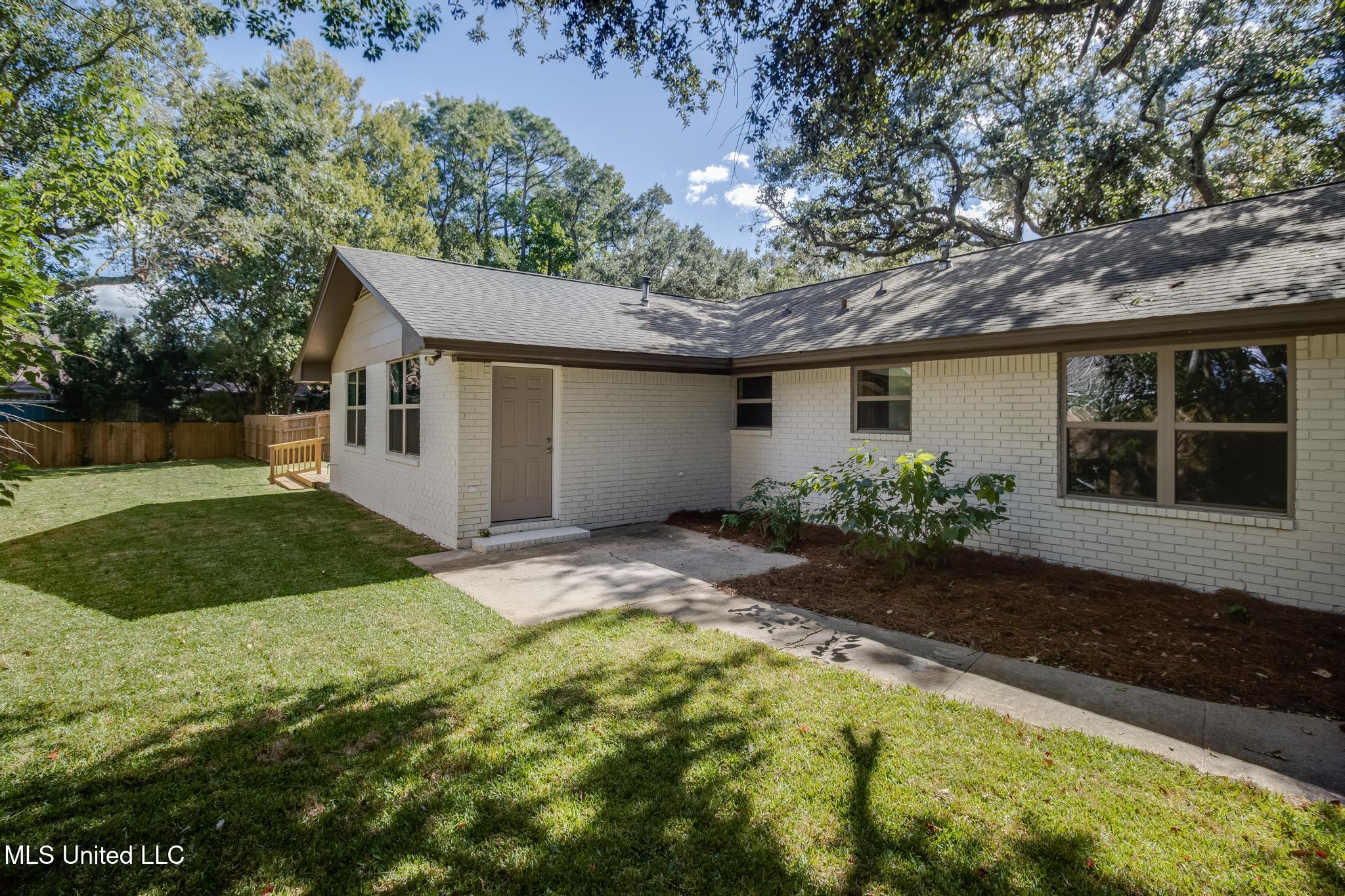 306 Westview Drive Property Photo 34