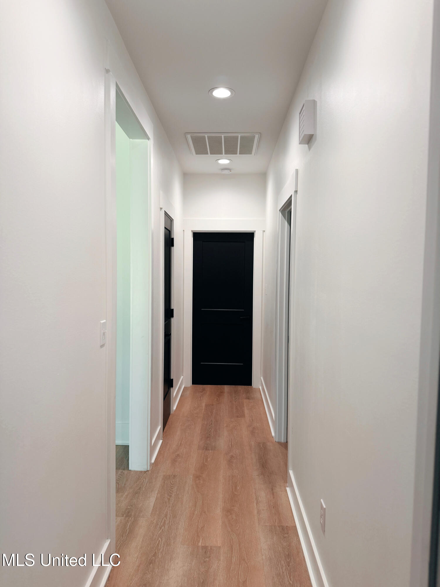 10 Switch Road Property Photo 13