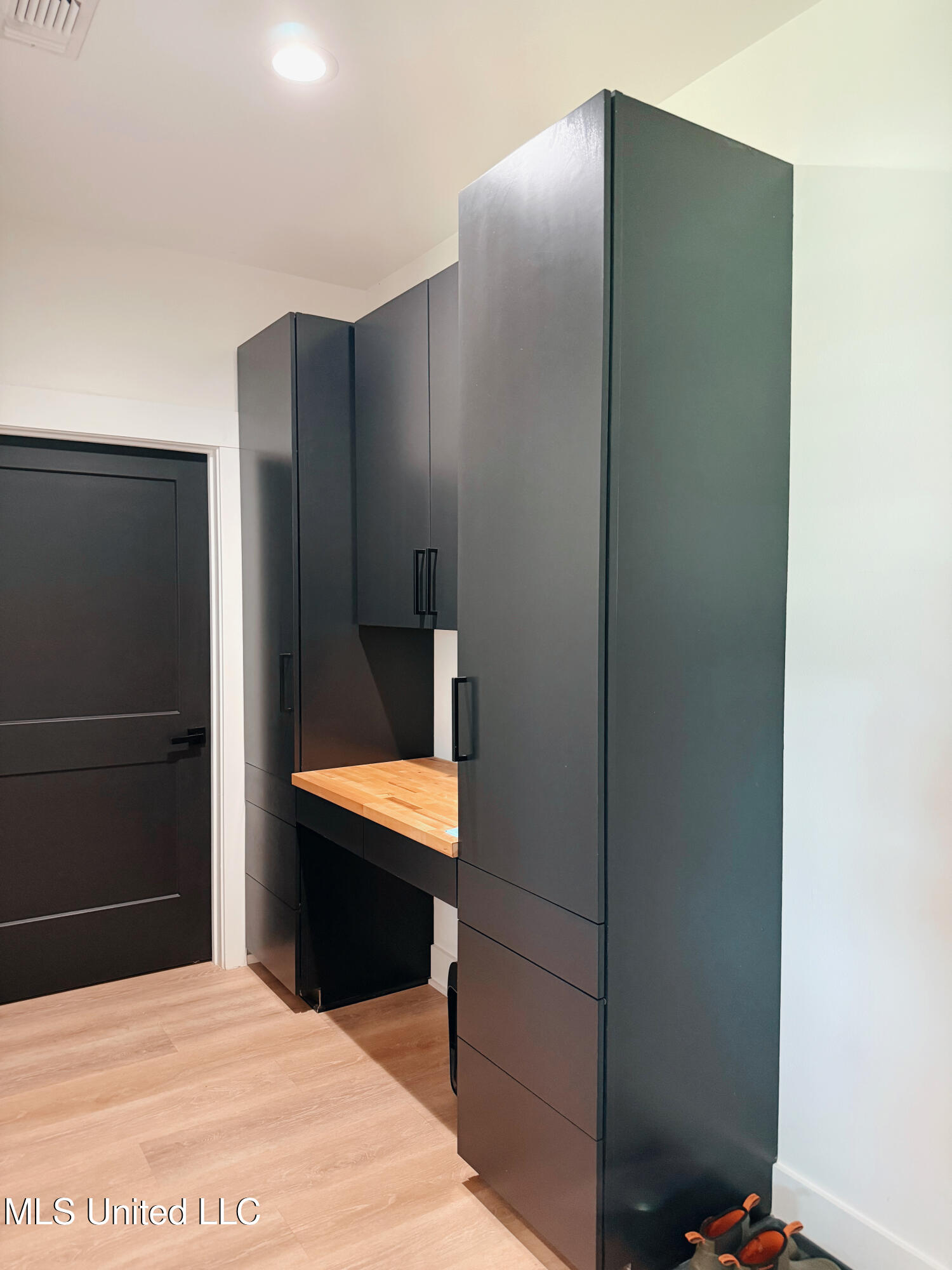 10 Switch Road Property Photo 18