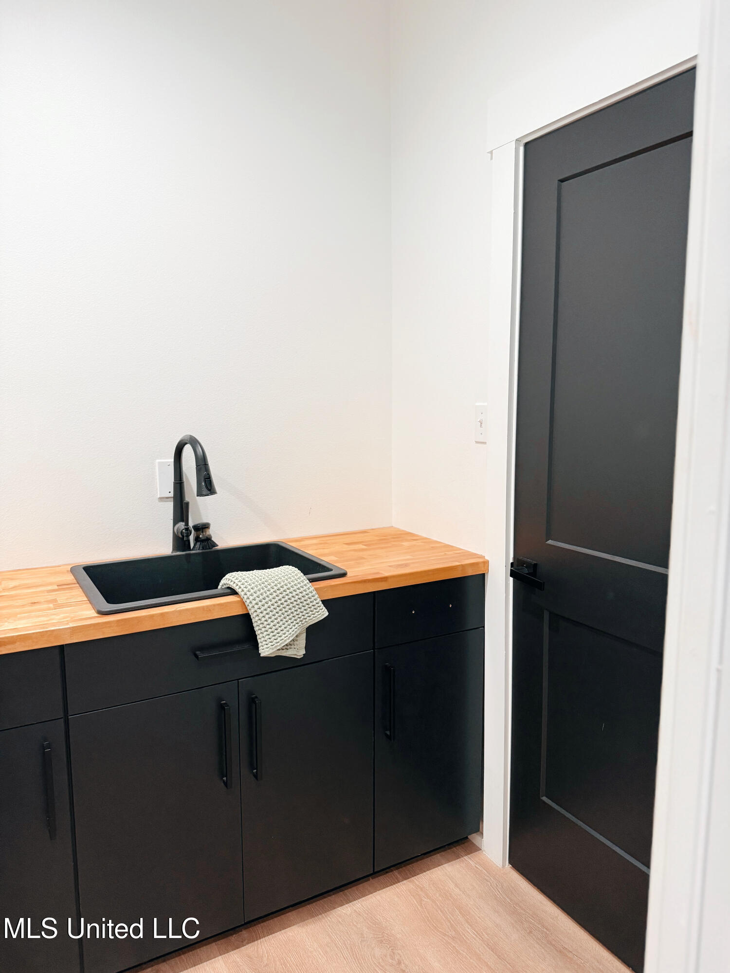 10 Switch Road Property Photo 19